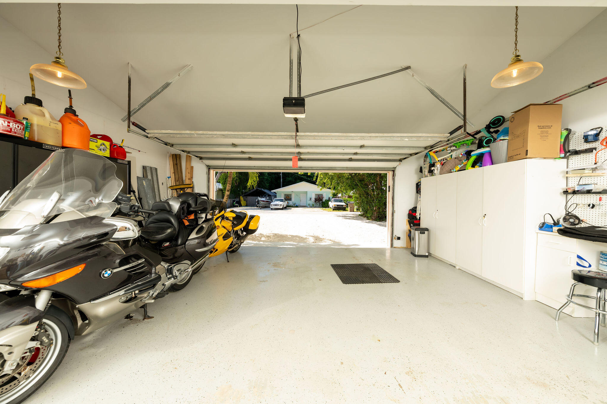 810 Madrid Road Property Photo 9