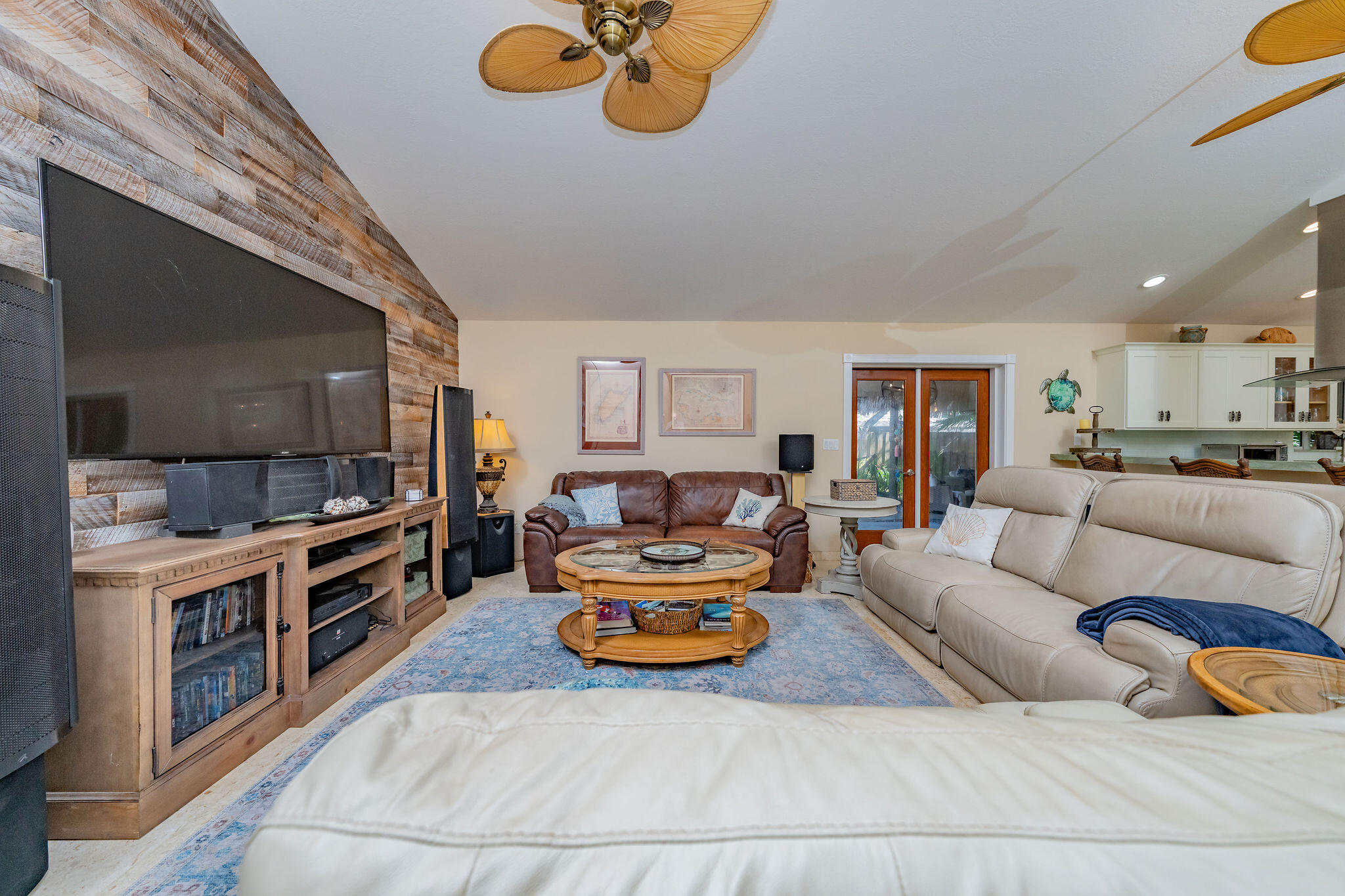 810 Madrid Road Property Photo 14