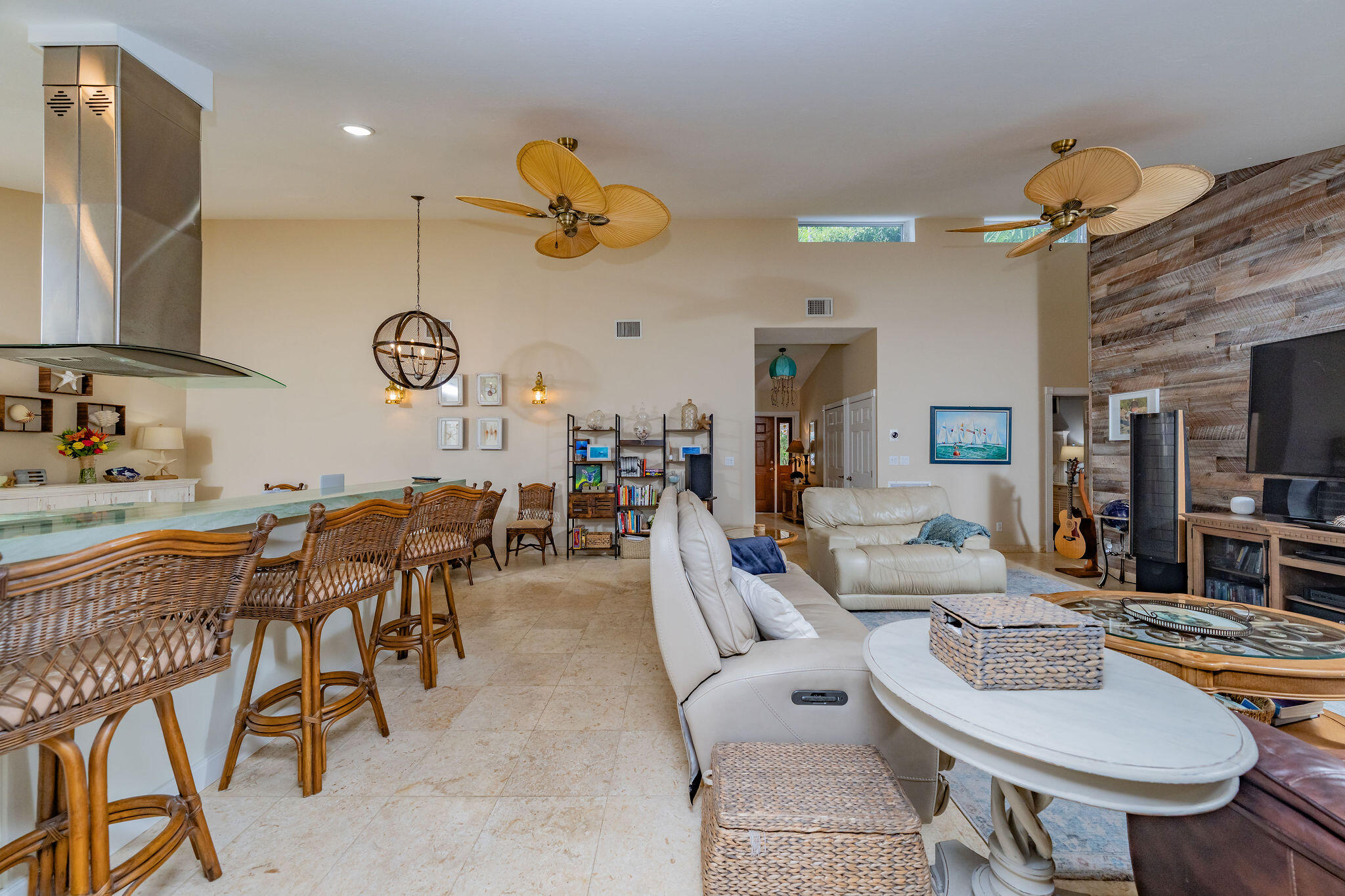 810 Madrid Road Property Photo 16