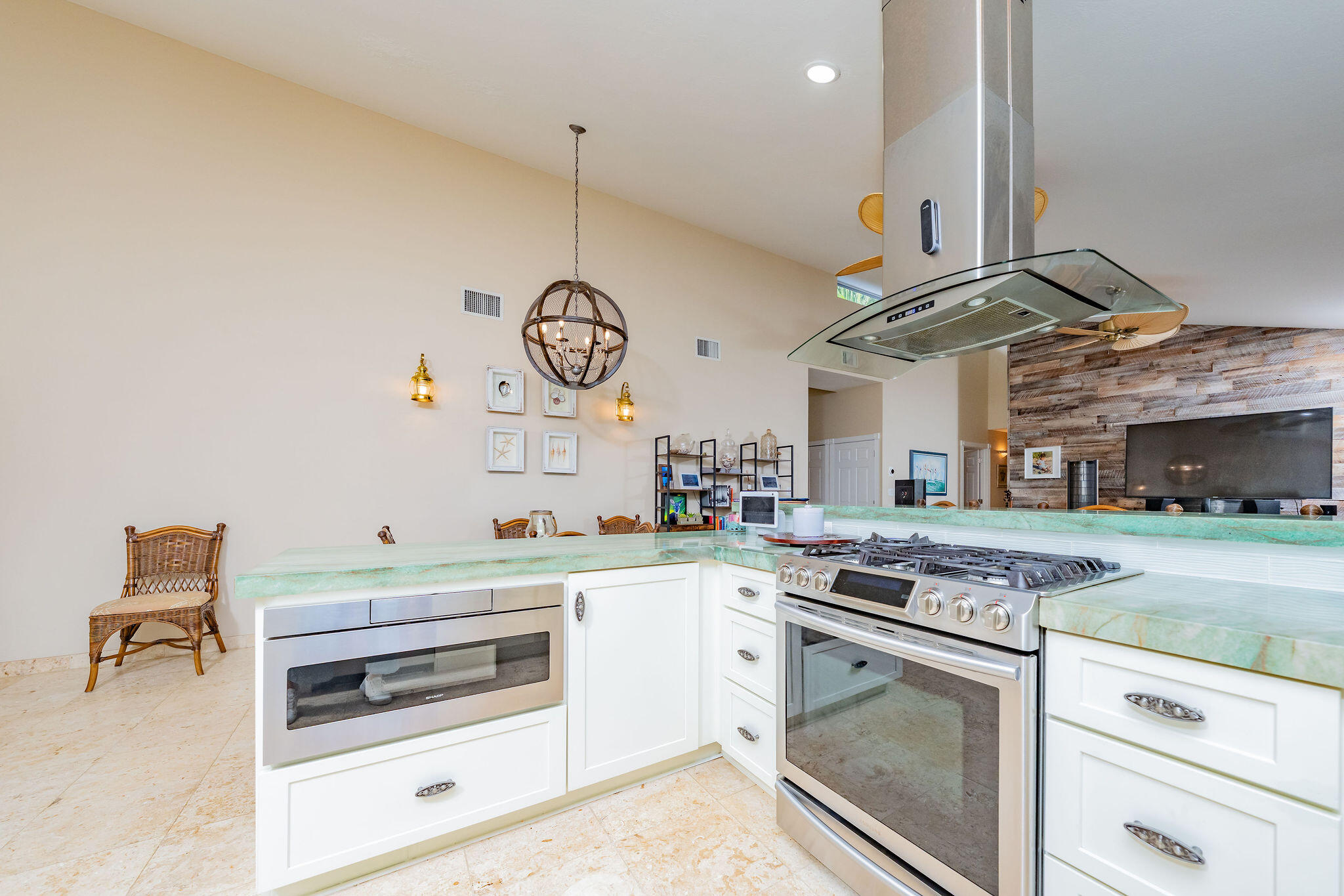 810 Madrid Road Property Photo 30