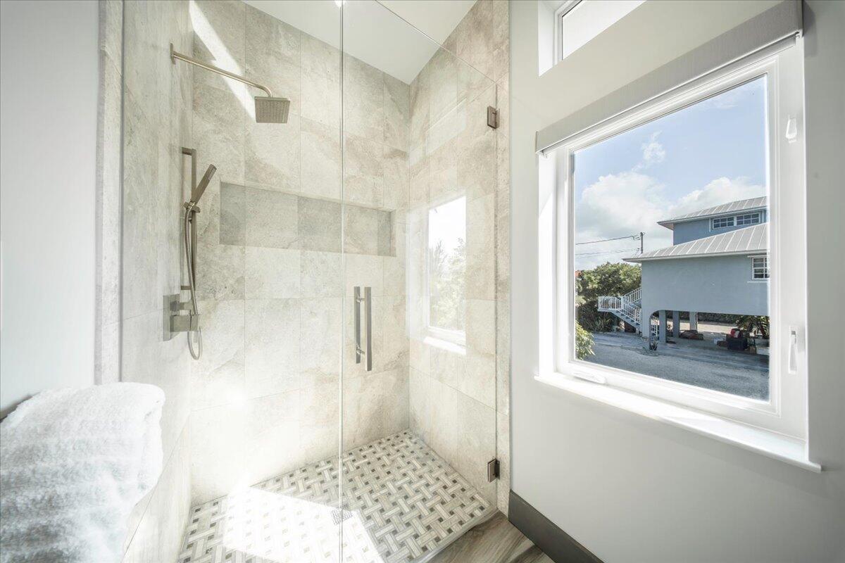 118 Avenue E Property Photo 44