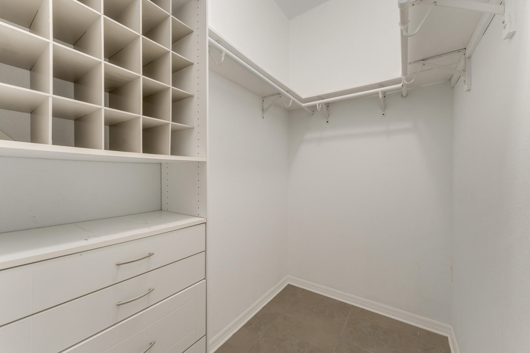189 Carroll Street Property Photo 23