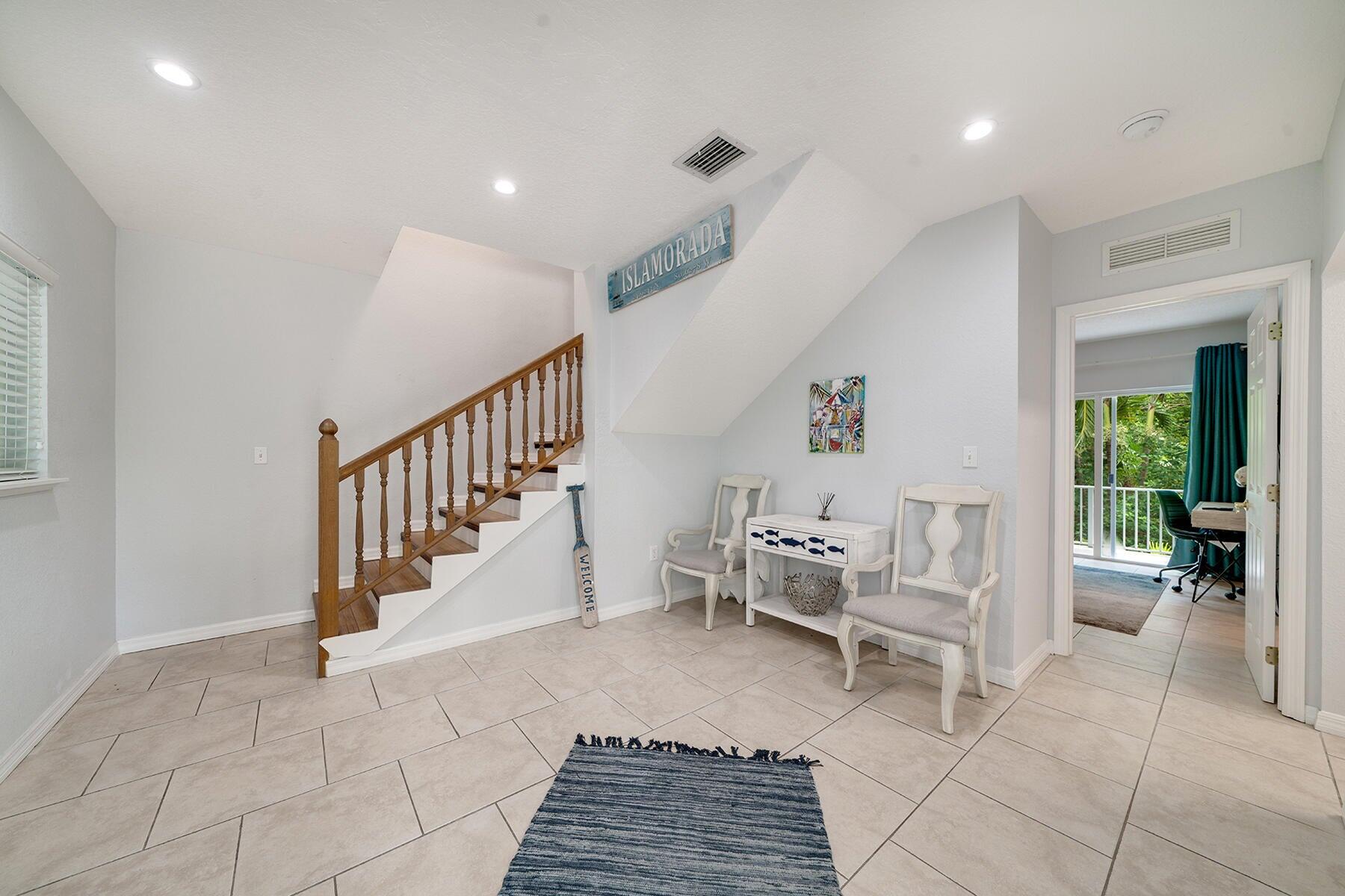191 Carroll Street Property Photo 7