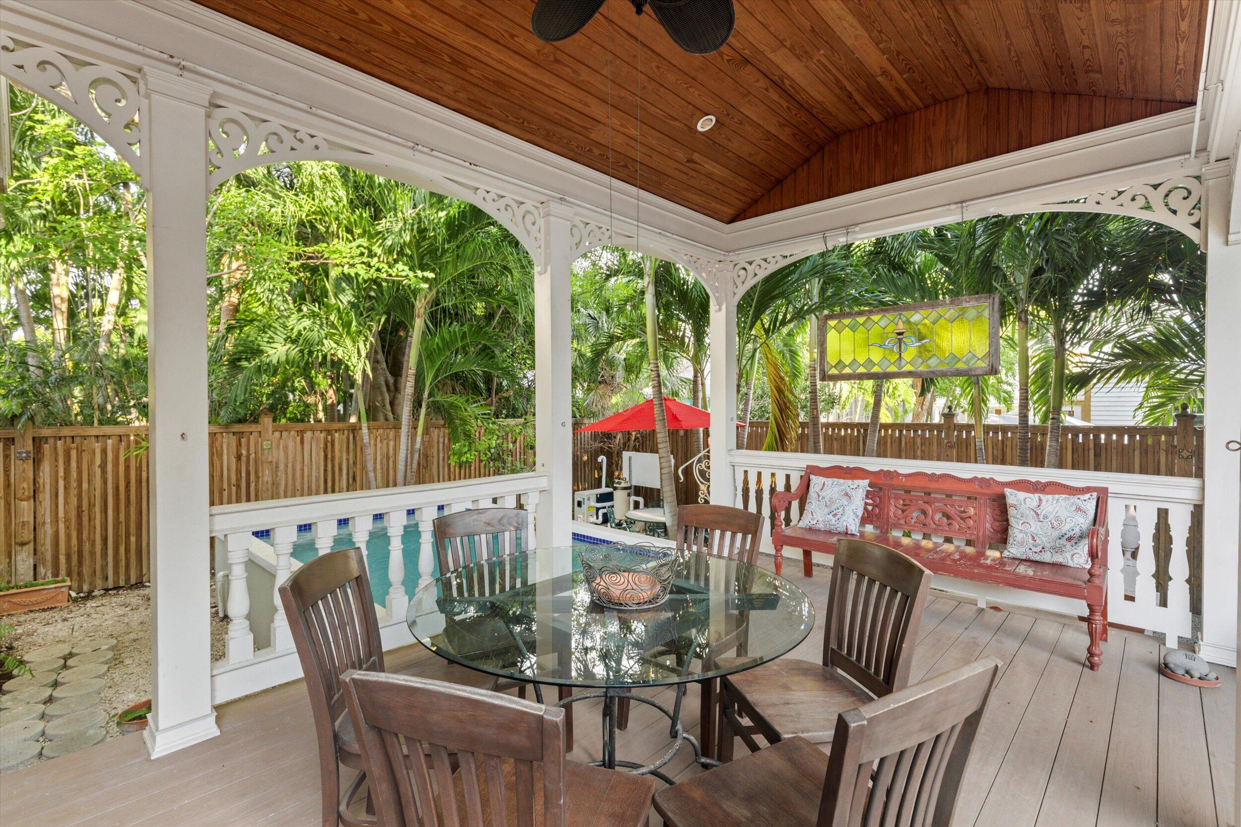 512 Amelia Street Property Photo 45