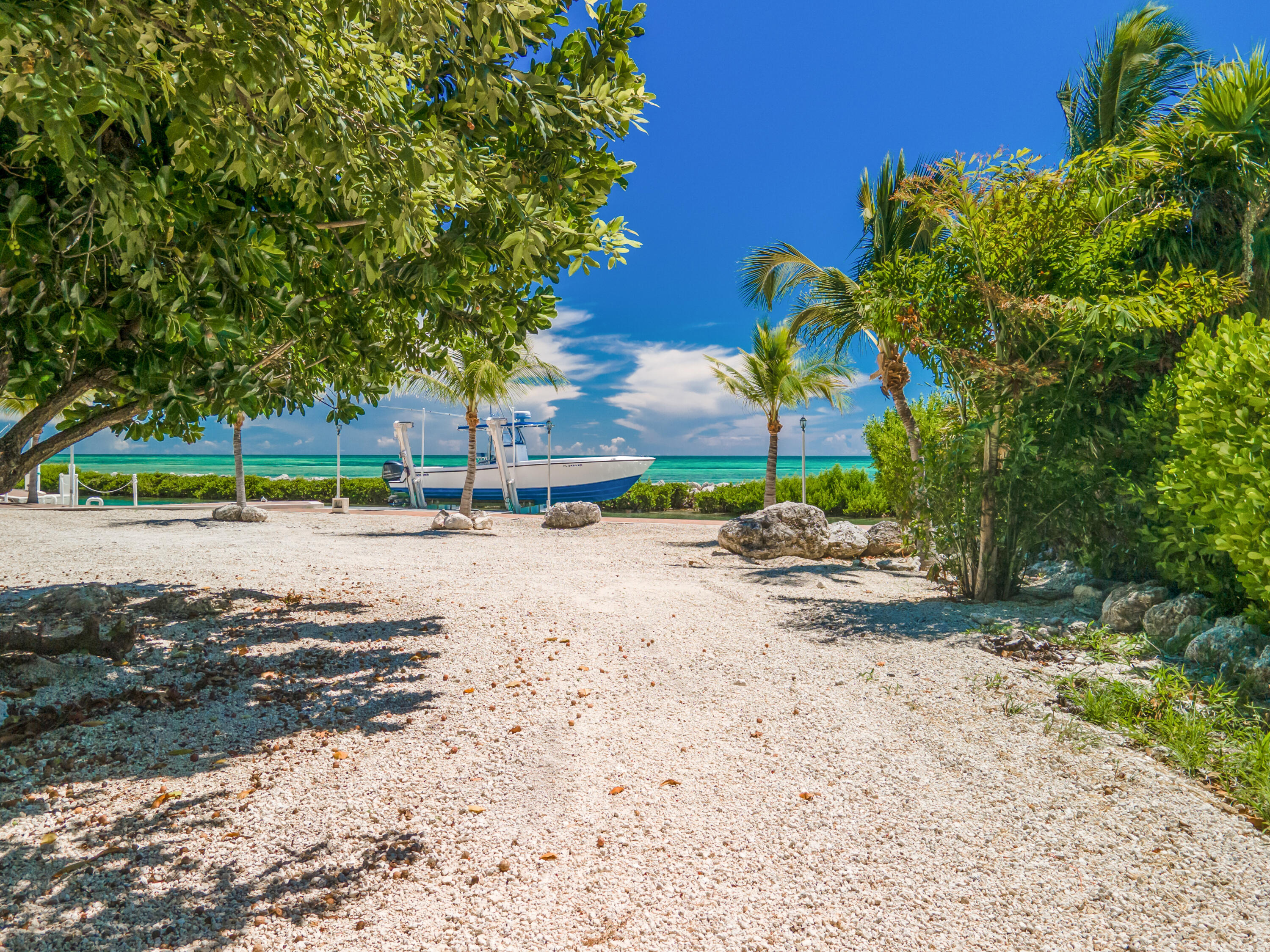 219 W Seaview Drive Property Photo 4