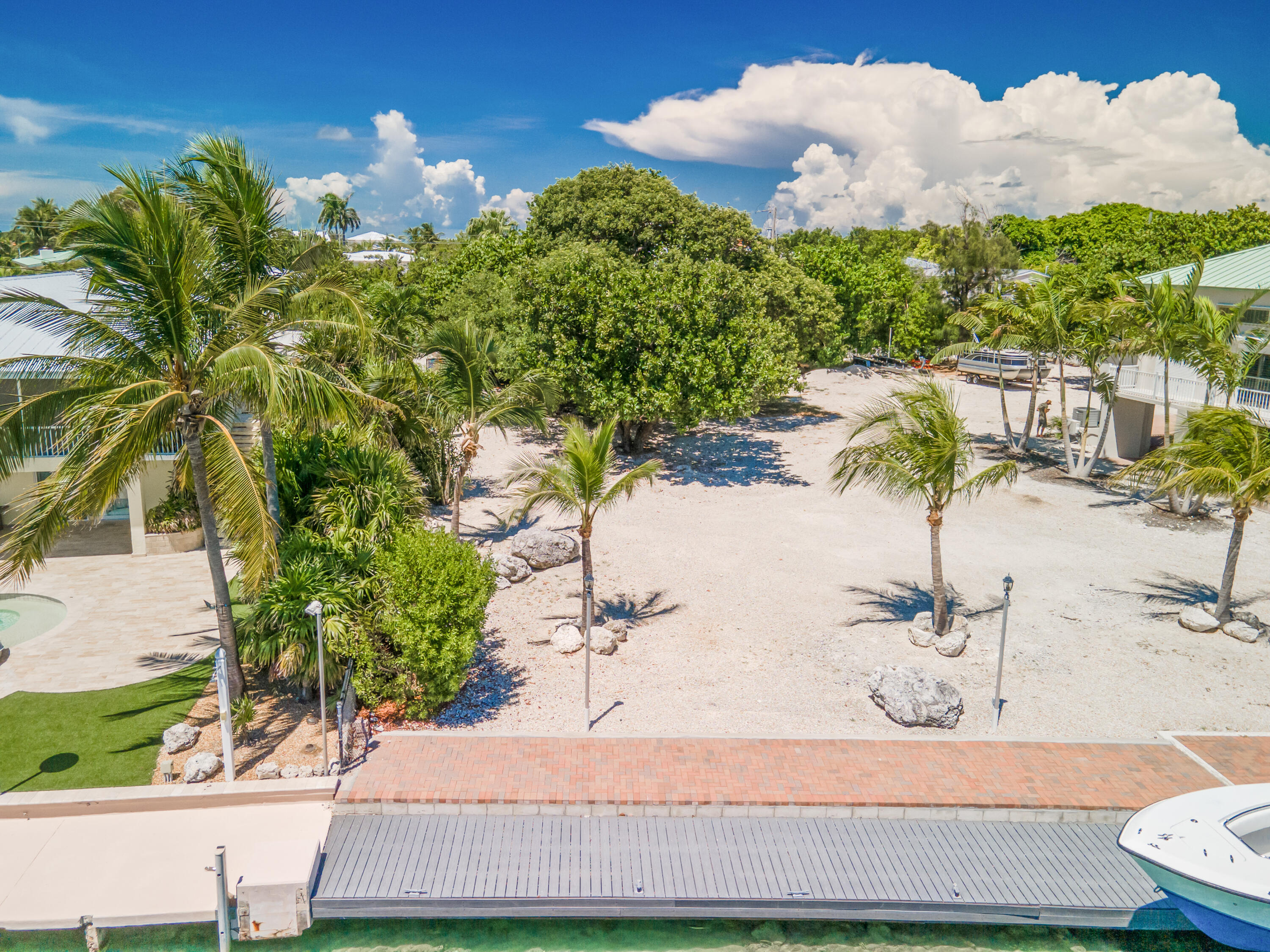 219 W Seaview Drive Property Photo 7