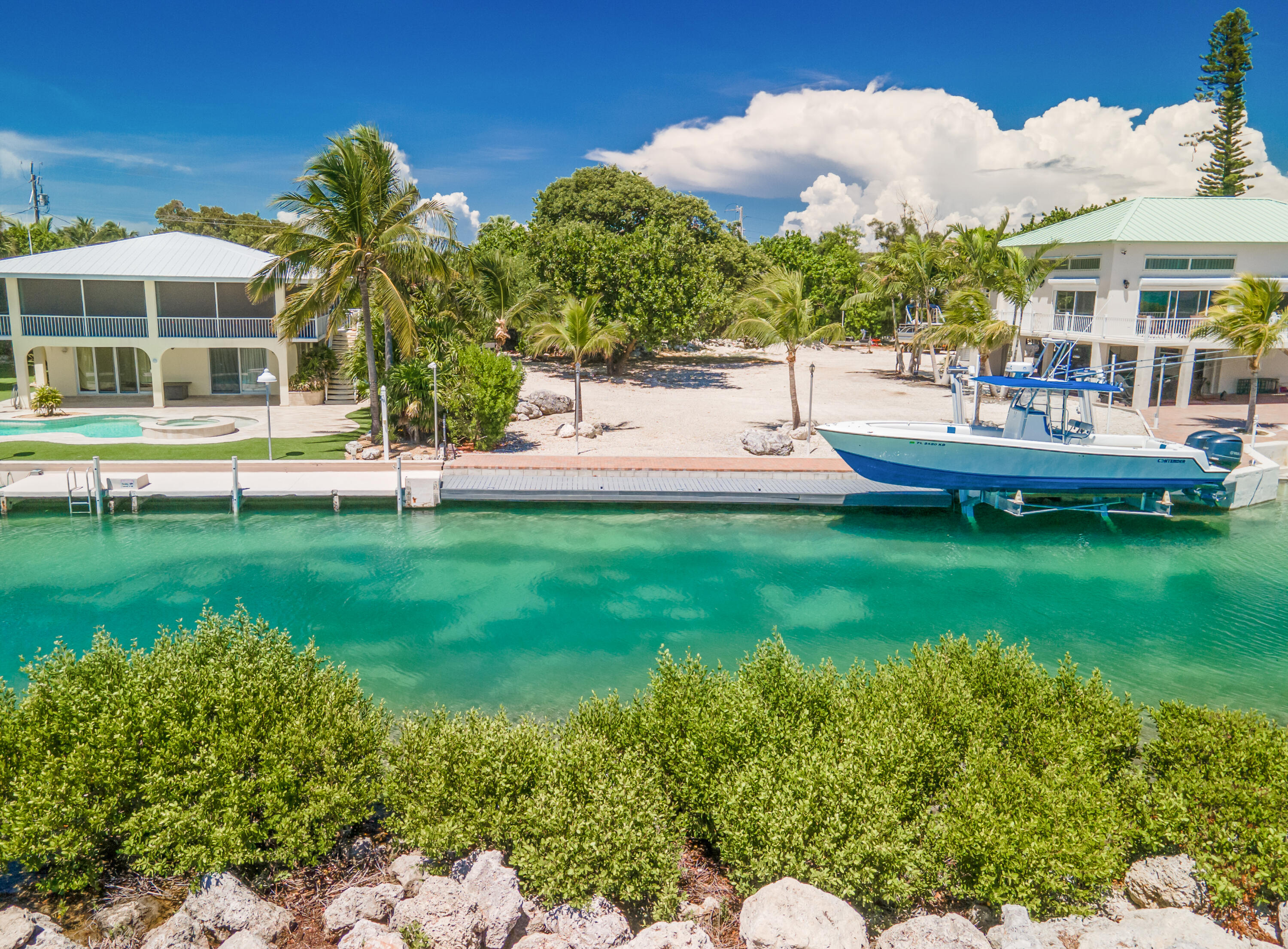 219 W Seaview Drive Property Photo 9