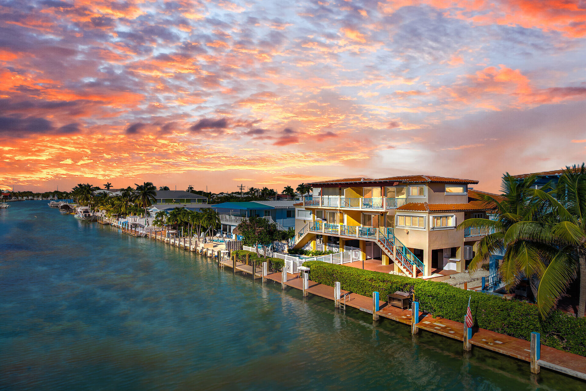 541 8th Street Property Photo 1