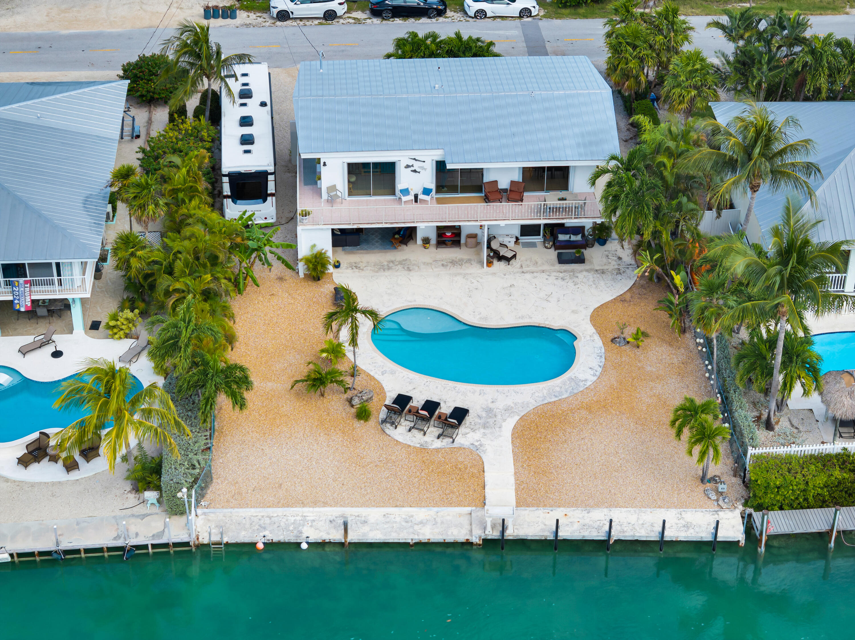 196 S Indies Drive Property Photo 1