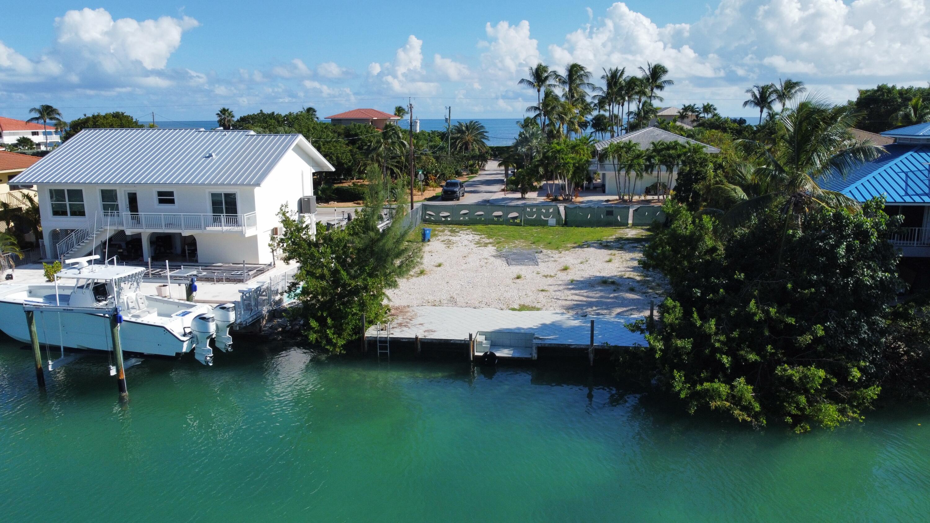 322 E Seaview Drive Property Photo 3
