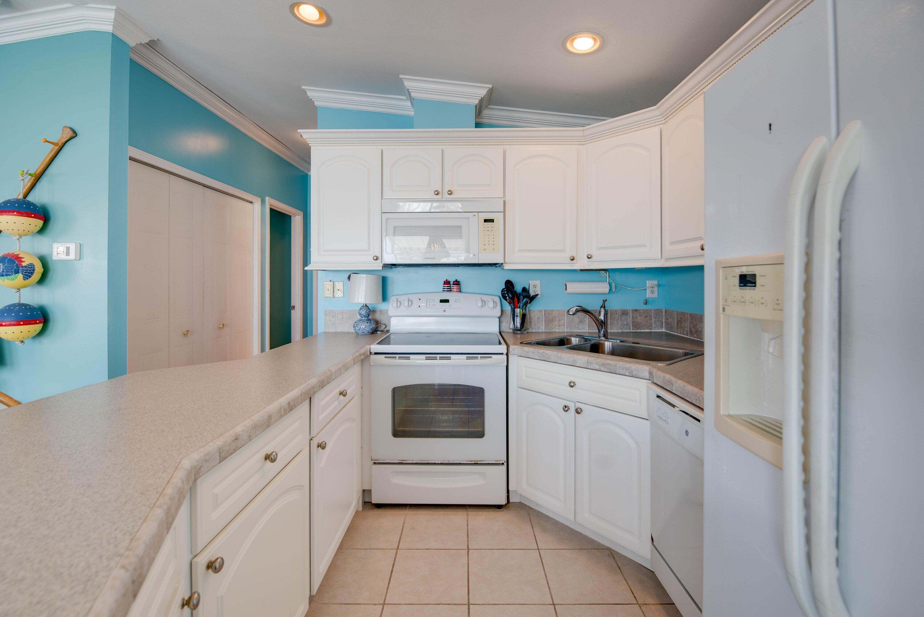 701 Spanish Main Drive 247 Property Photo 13