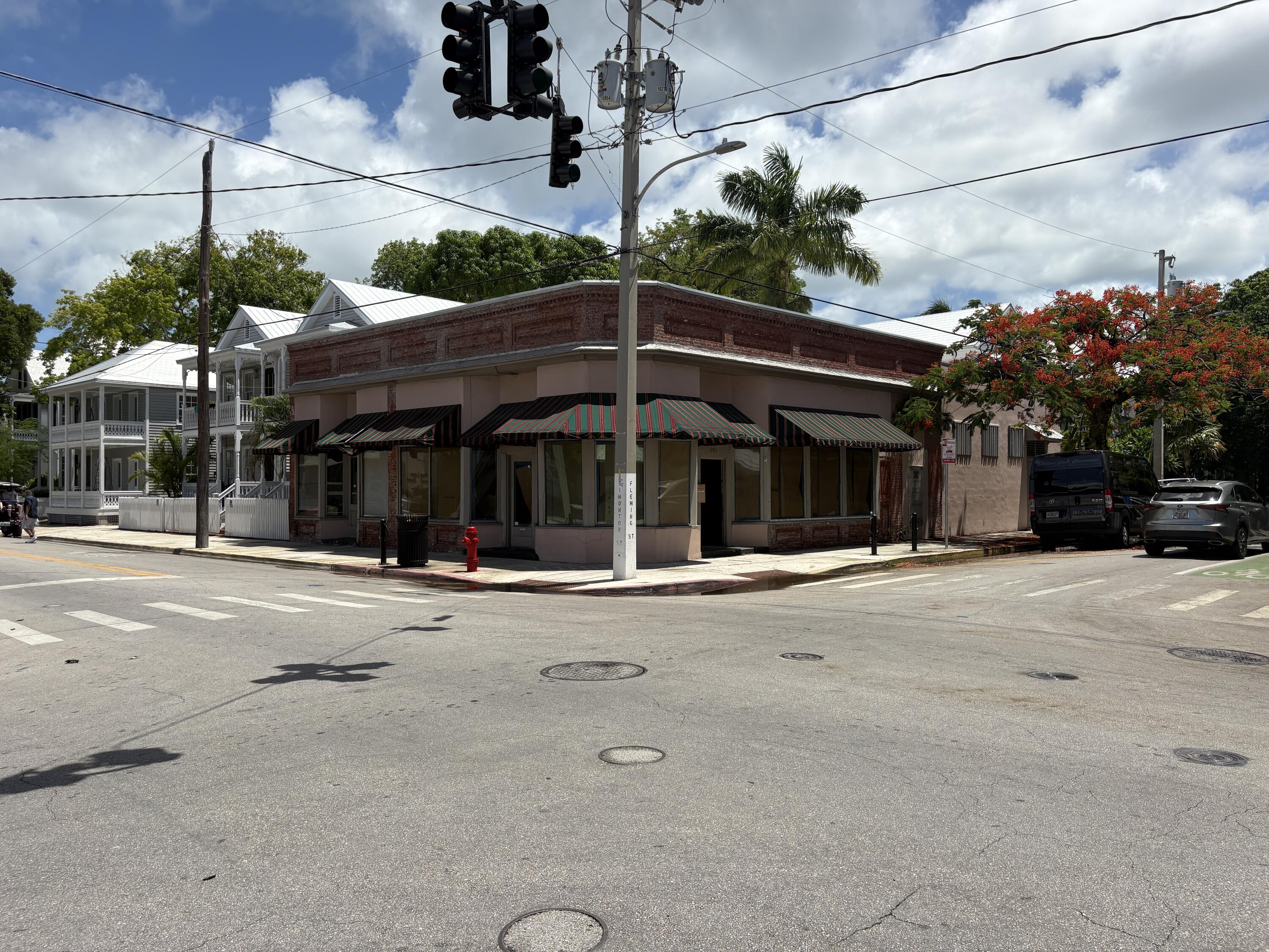 607 Fleming Street Property Photo 5