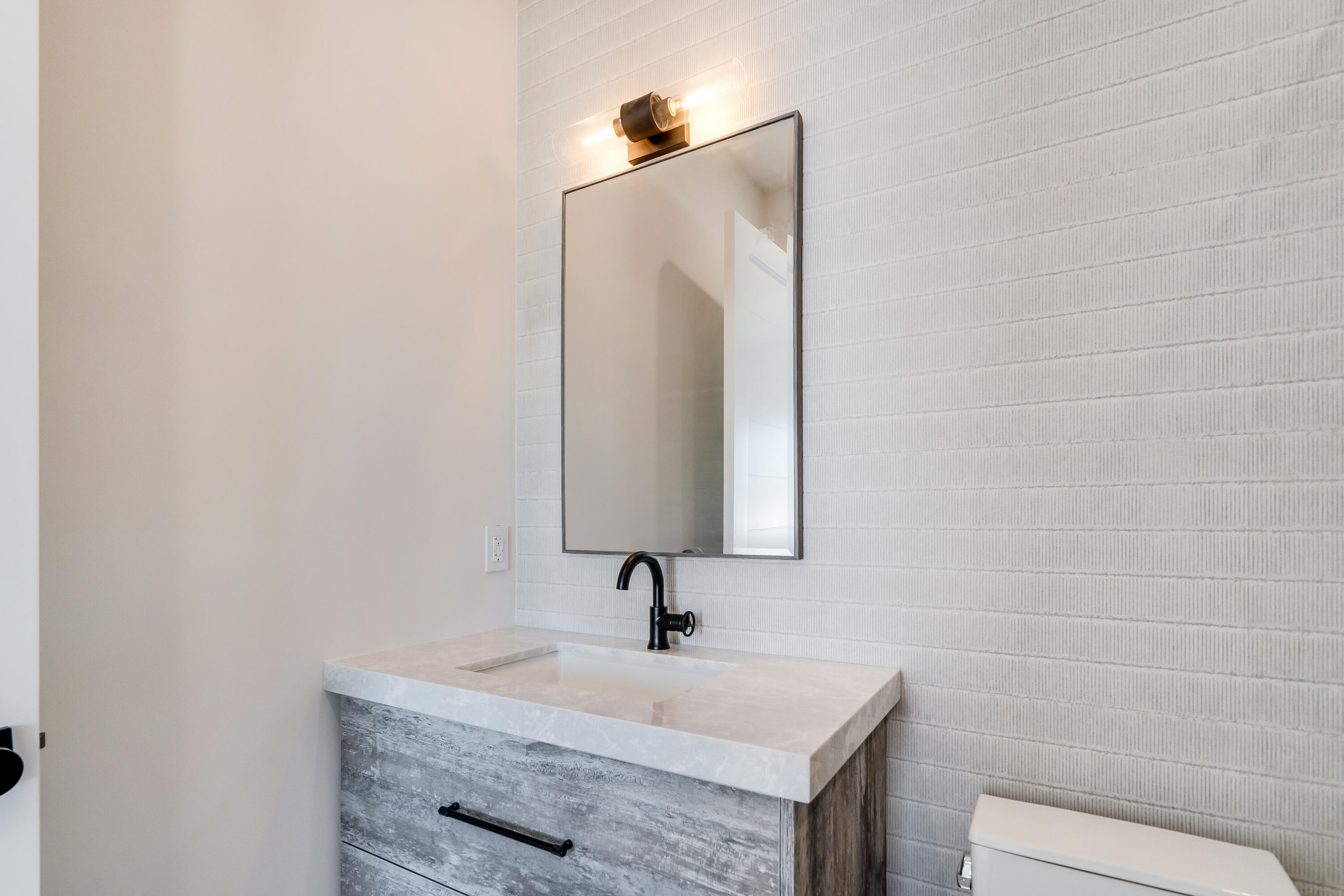117 Leoni Drive Property Photo 38