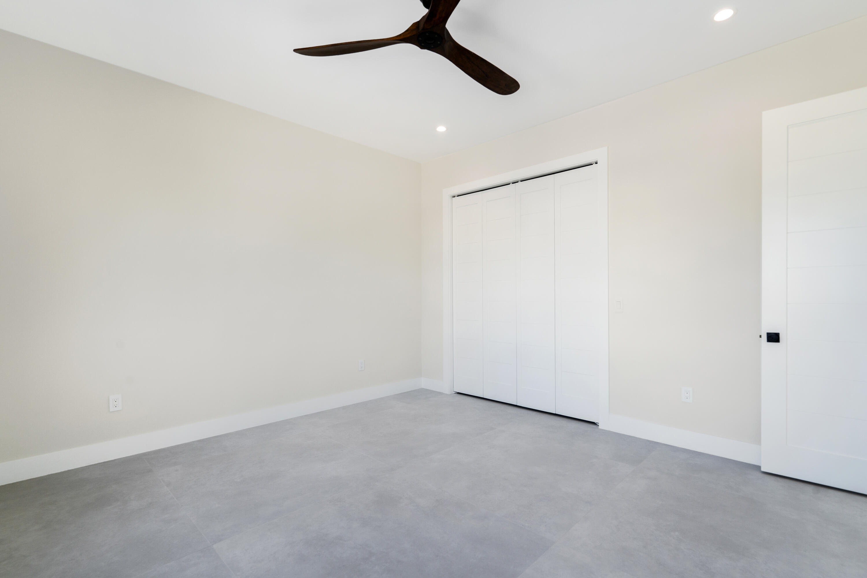 117 Leoni Drive Property Photo 46