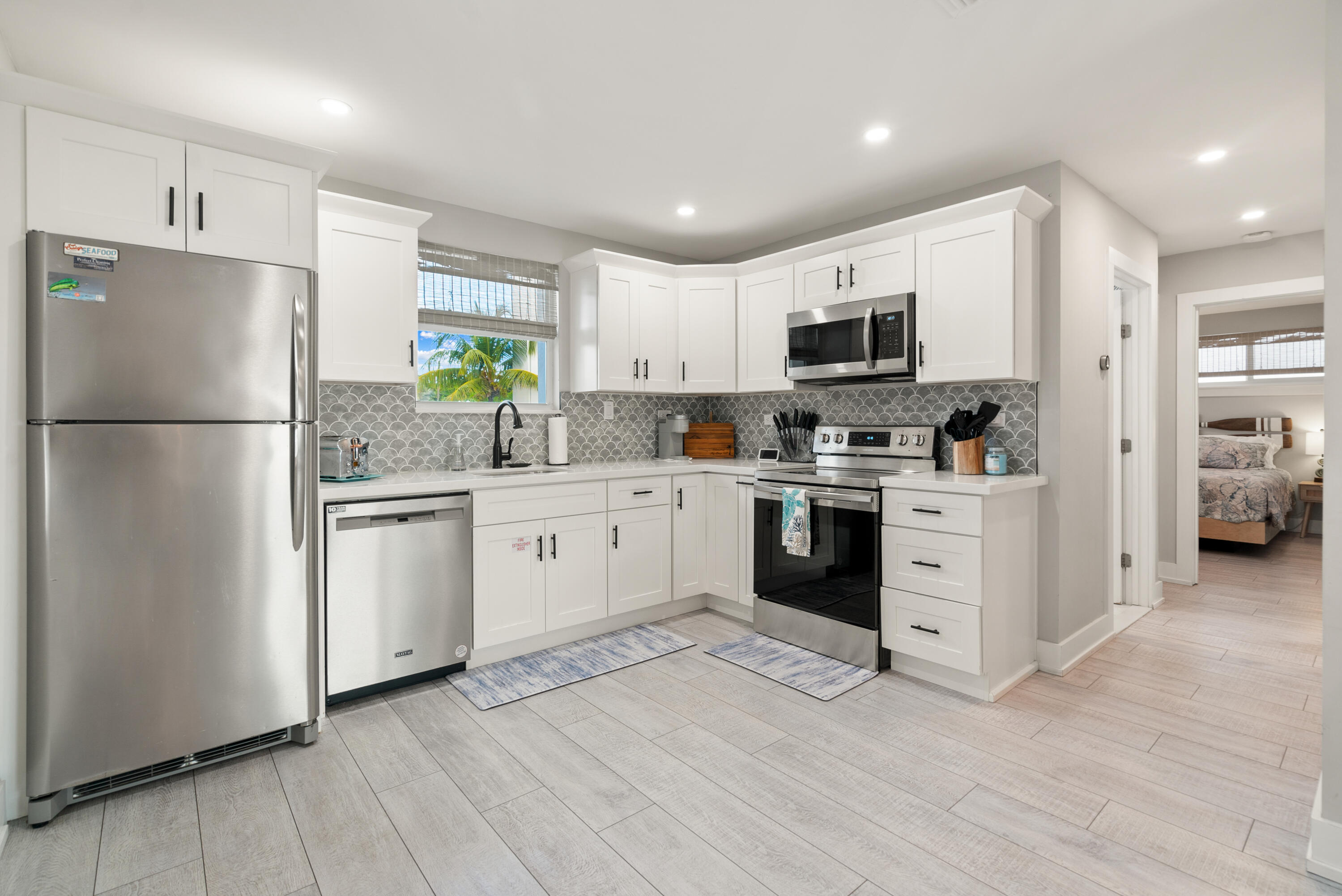 127 Seaside Avenue Property Photo 8