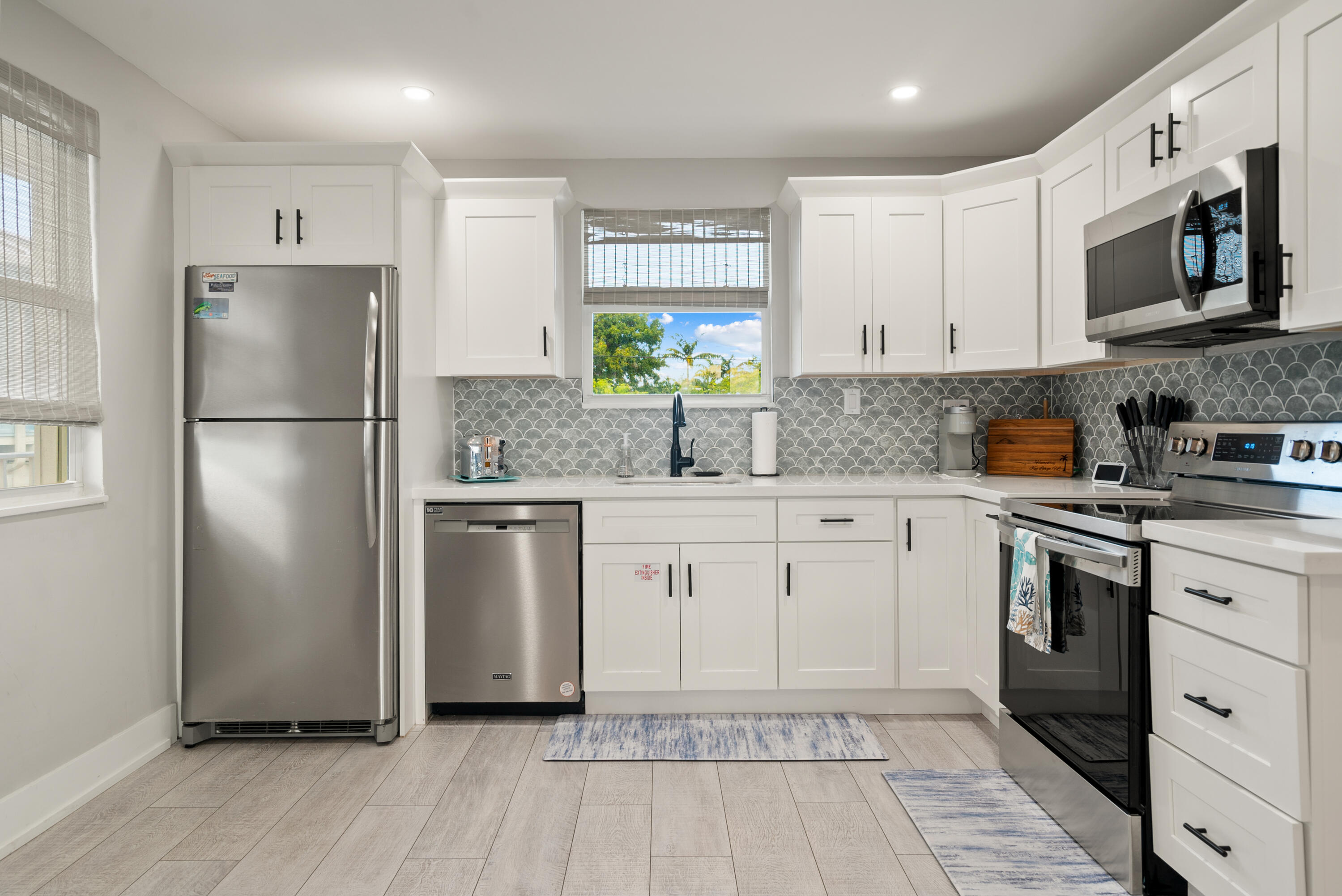 127 Seaside Avenue Property Photo 14