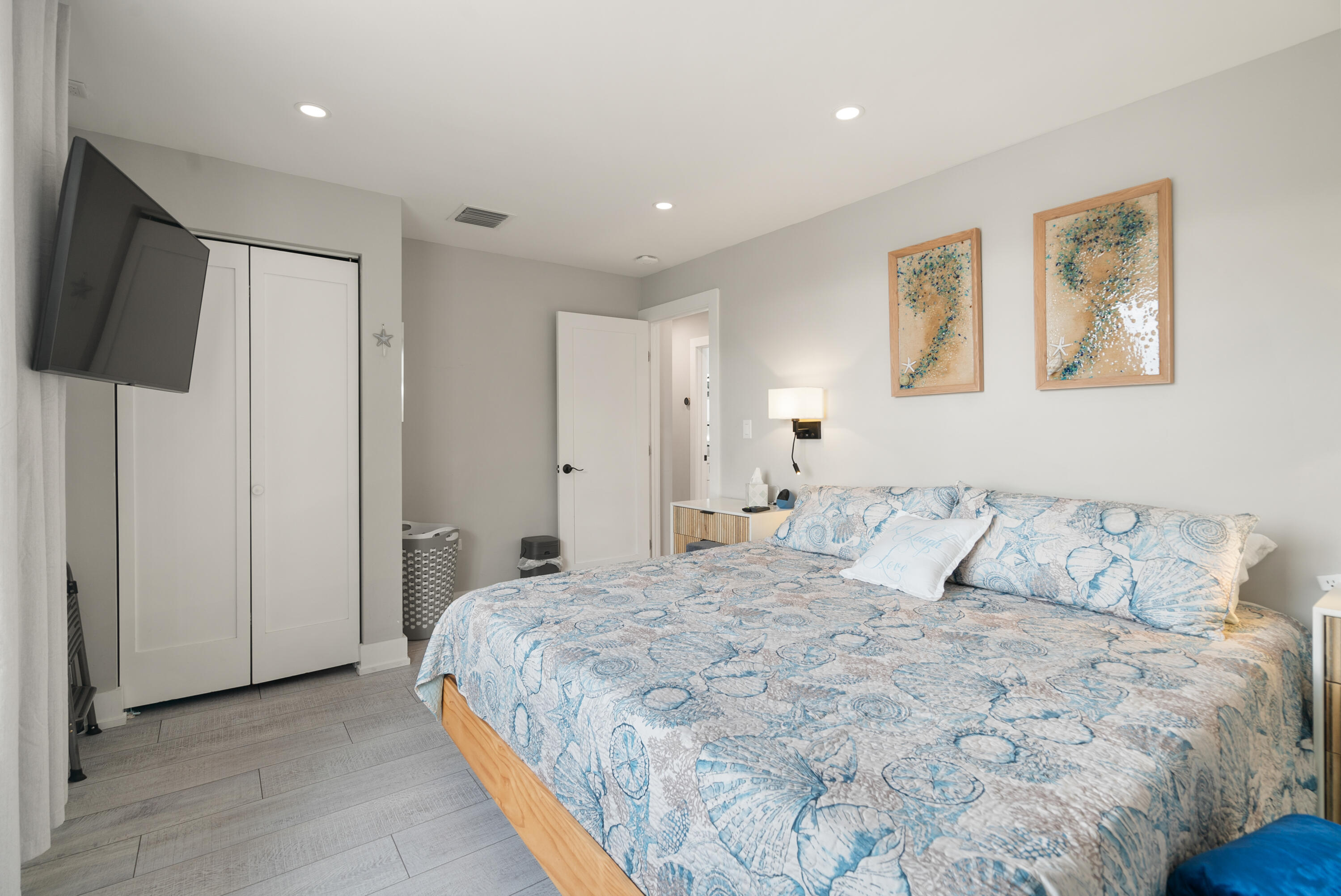 127 Seaside Avenue Property Photo 17