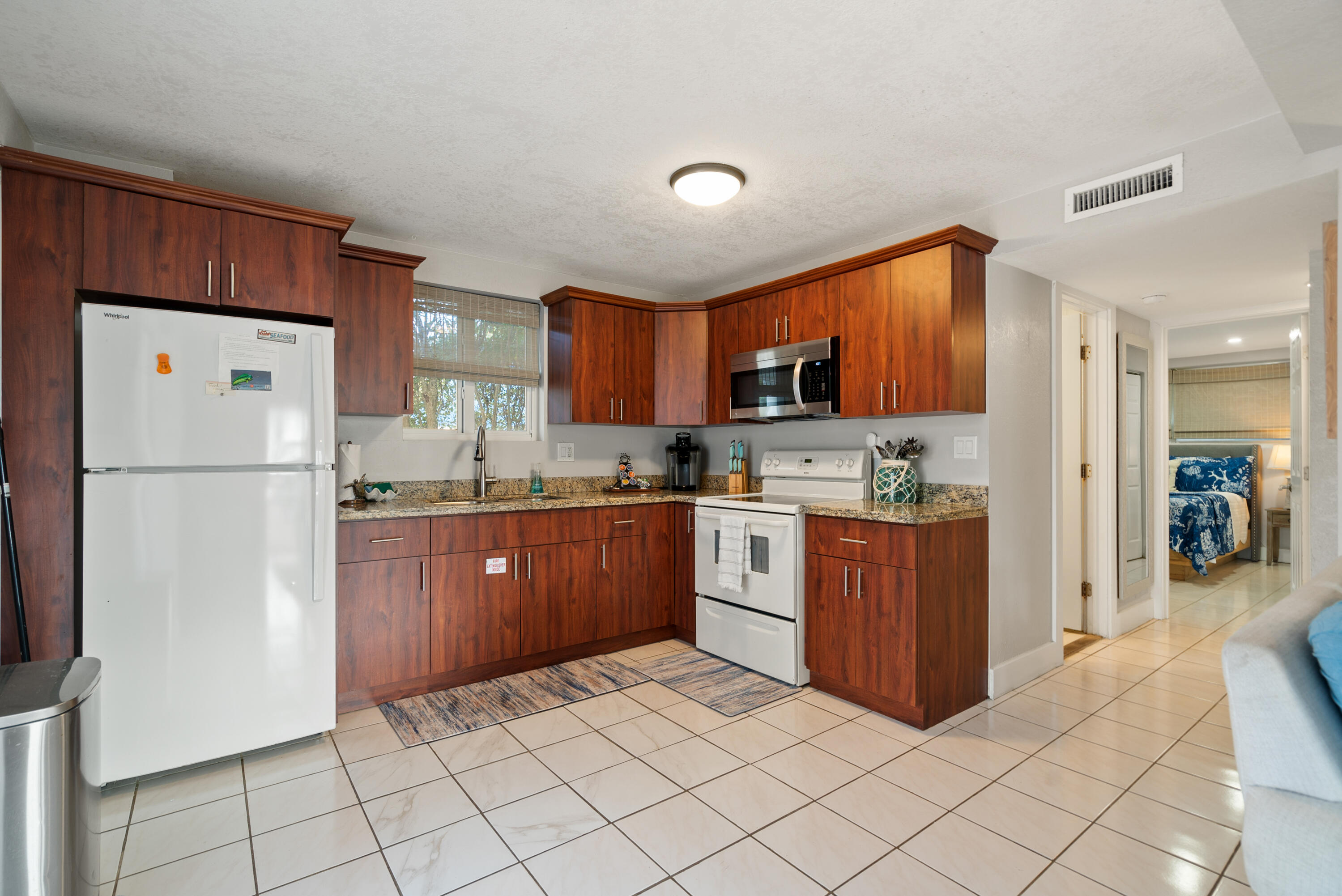 127 Seaside Avenue Property Photo 27