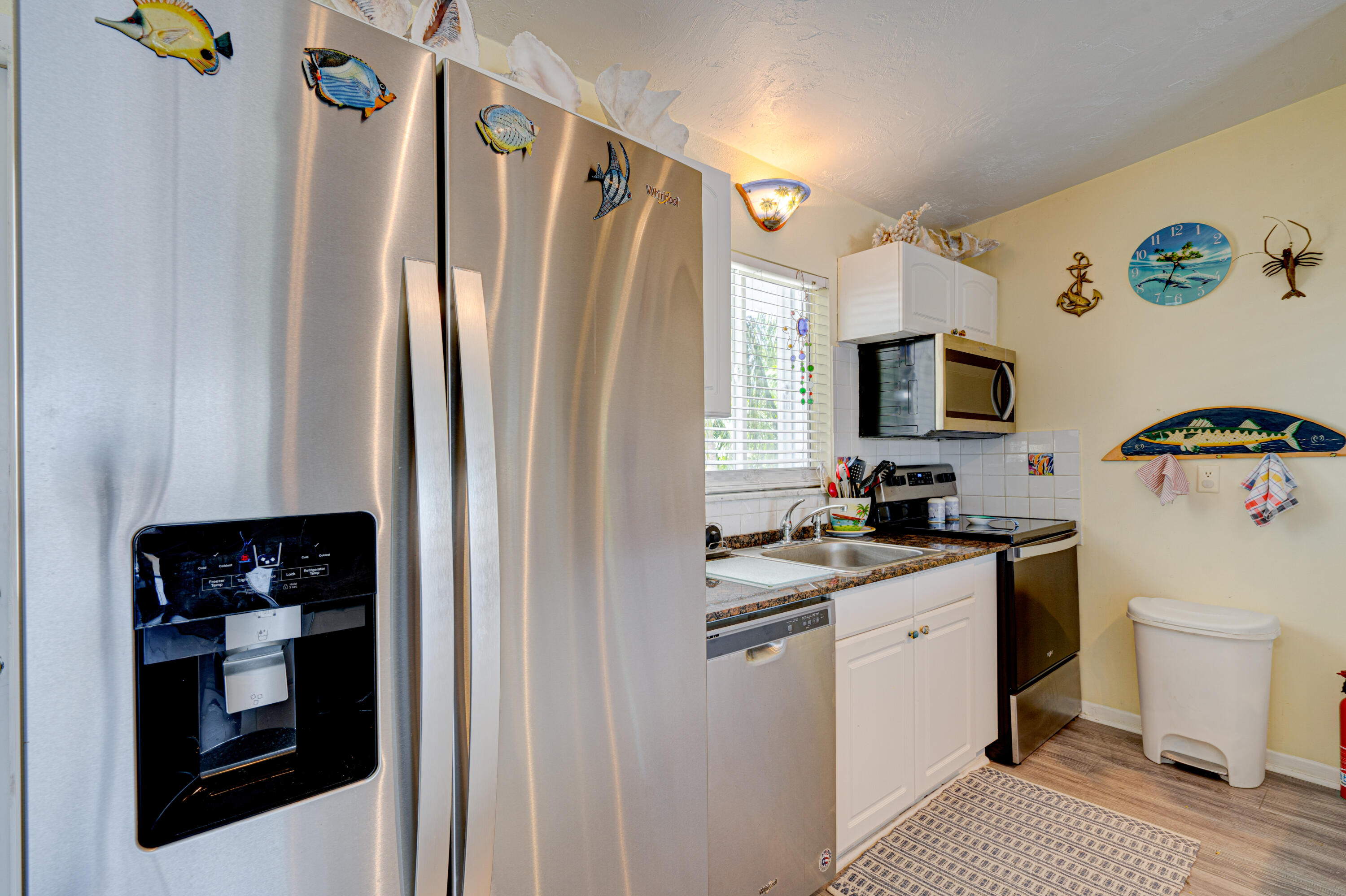 130 Plantation Avenue Upper Property Photo 5