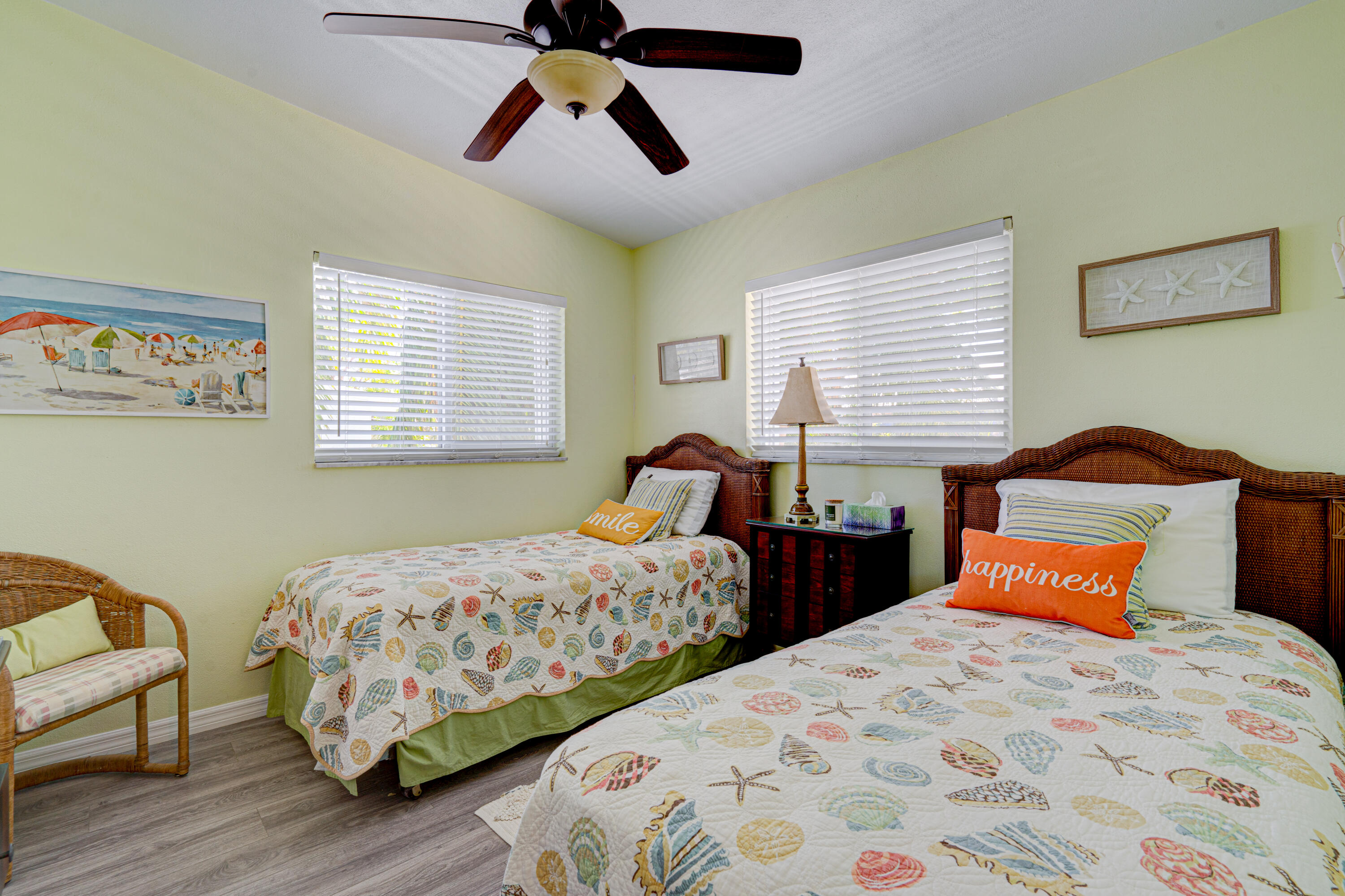 130 Plantation Avenue Upper Property Photo 18