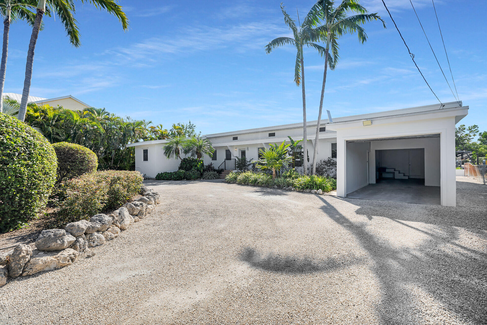 7501 Gulfstream Boulevard Property Photo 3