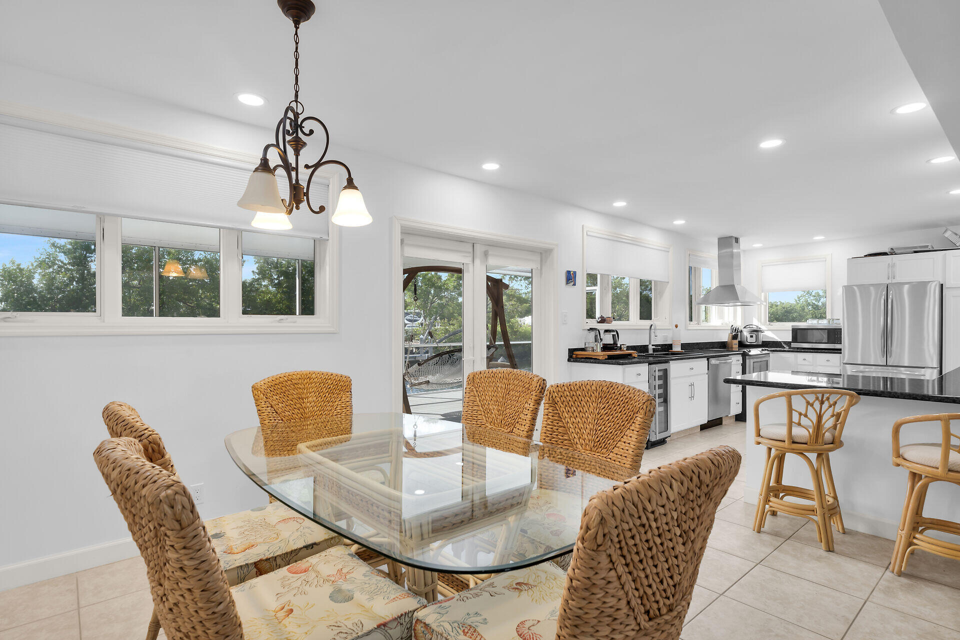 7501 Gulfstream Boulevard Property Photo 8