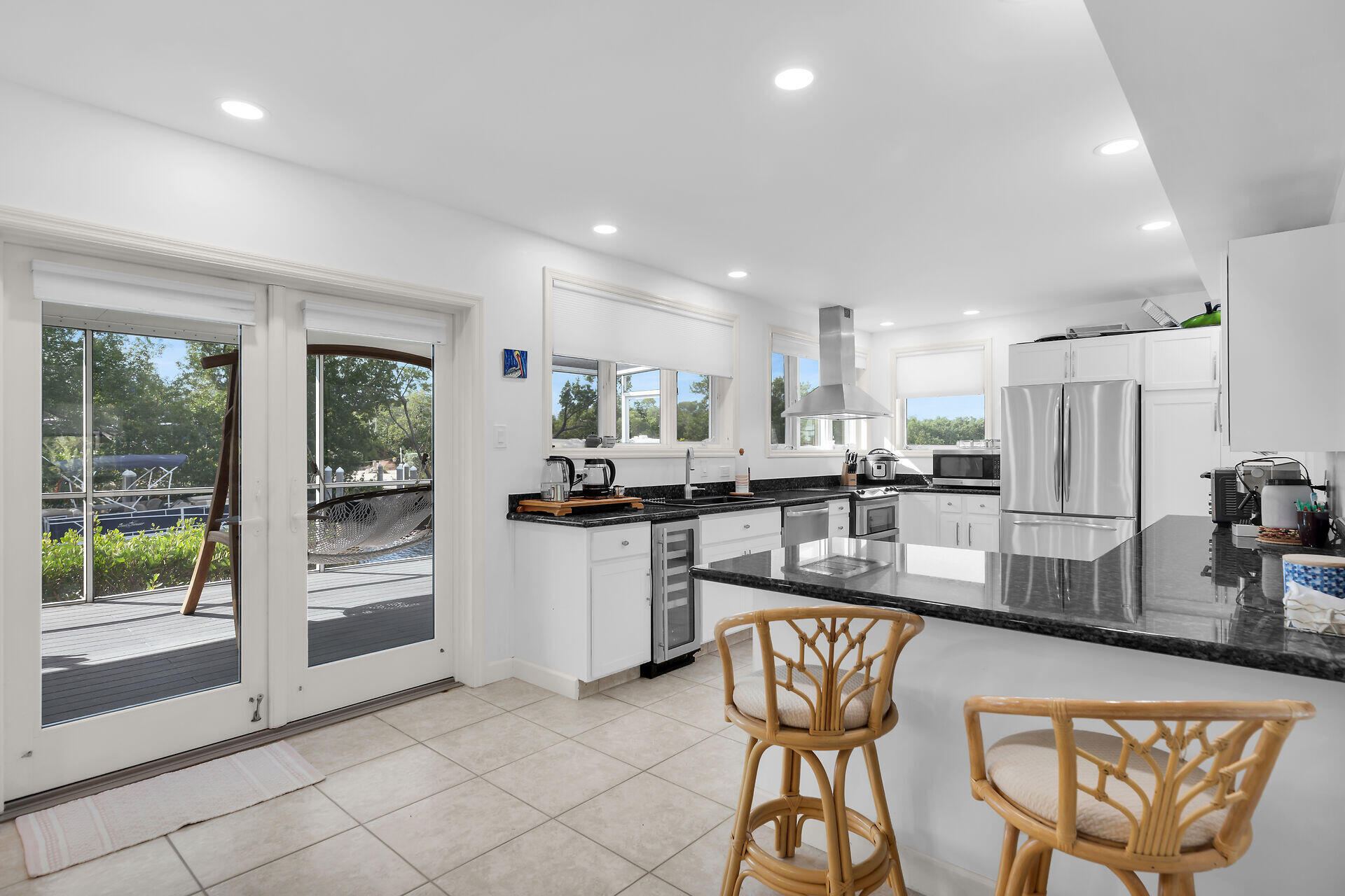7501 Gulfstream Boulevard Property Photo 11