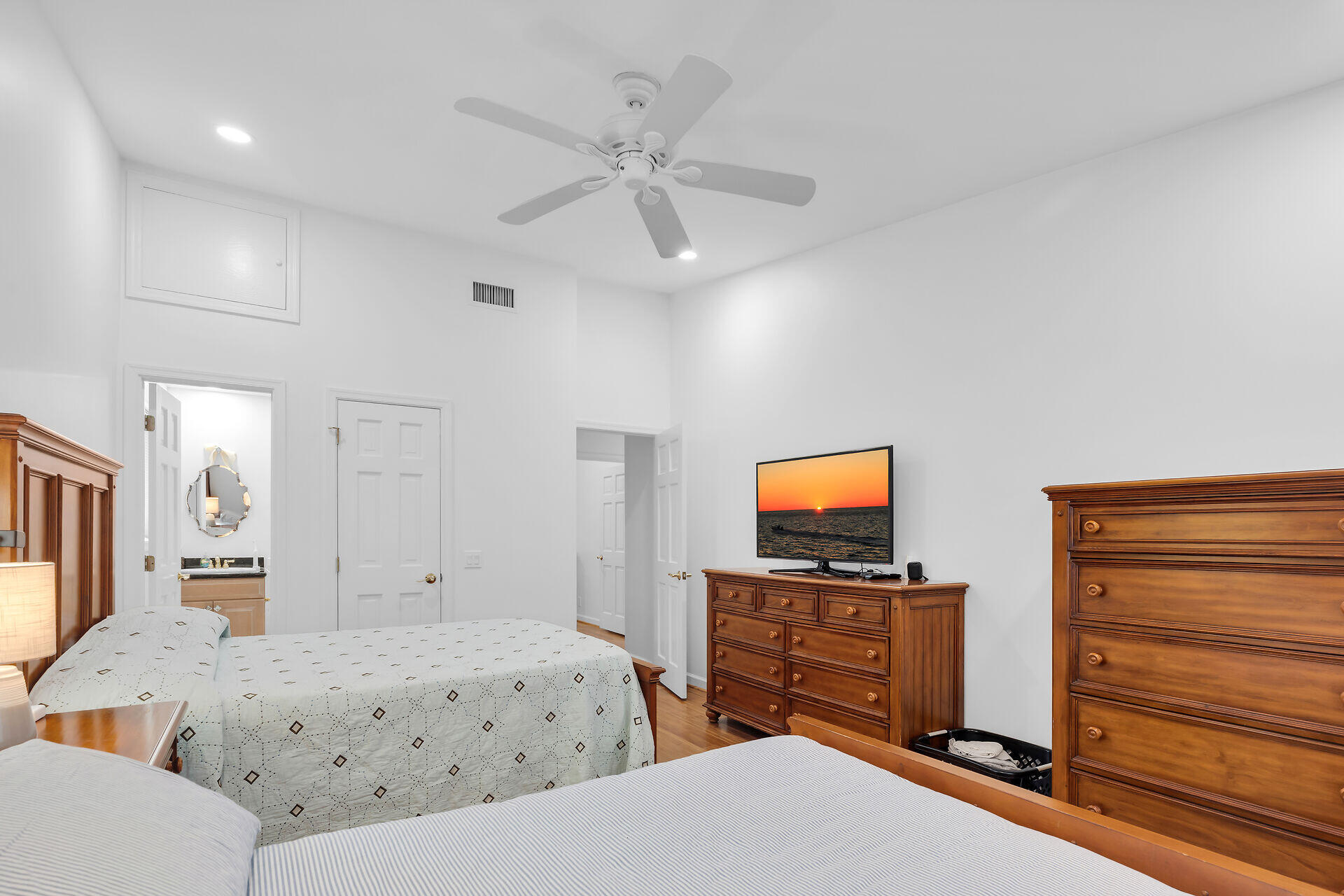 7501 Gulfstream Boulevard Property Photo 32