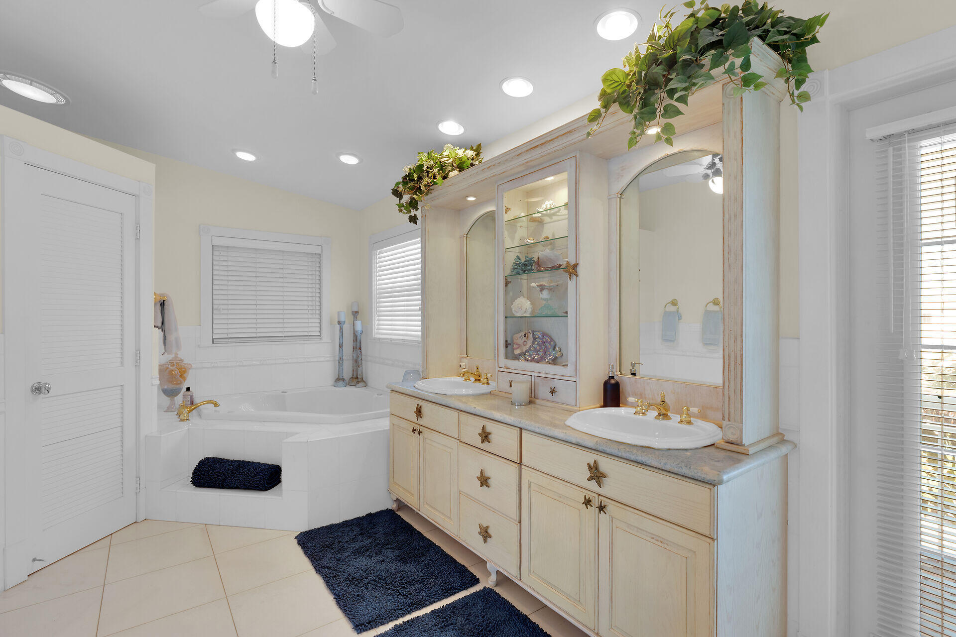 153 Stromboli Drive Property Photo 48