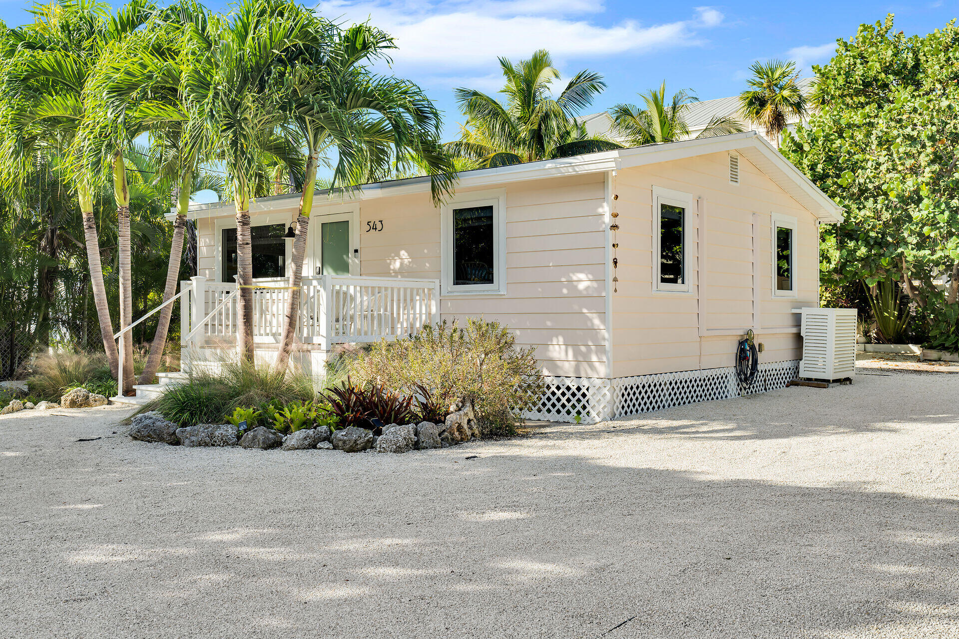 543 74th Street Property Photo 3