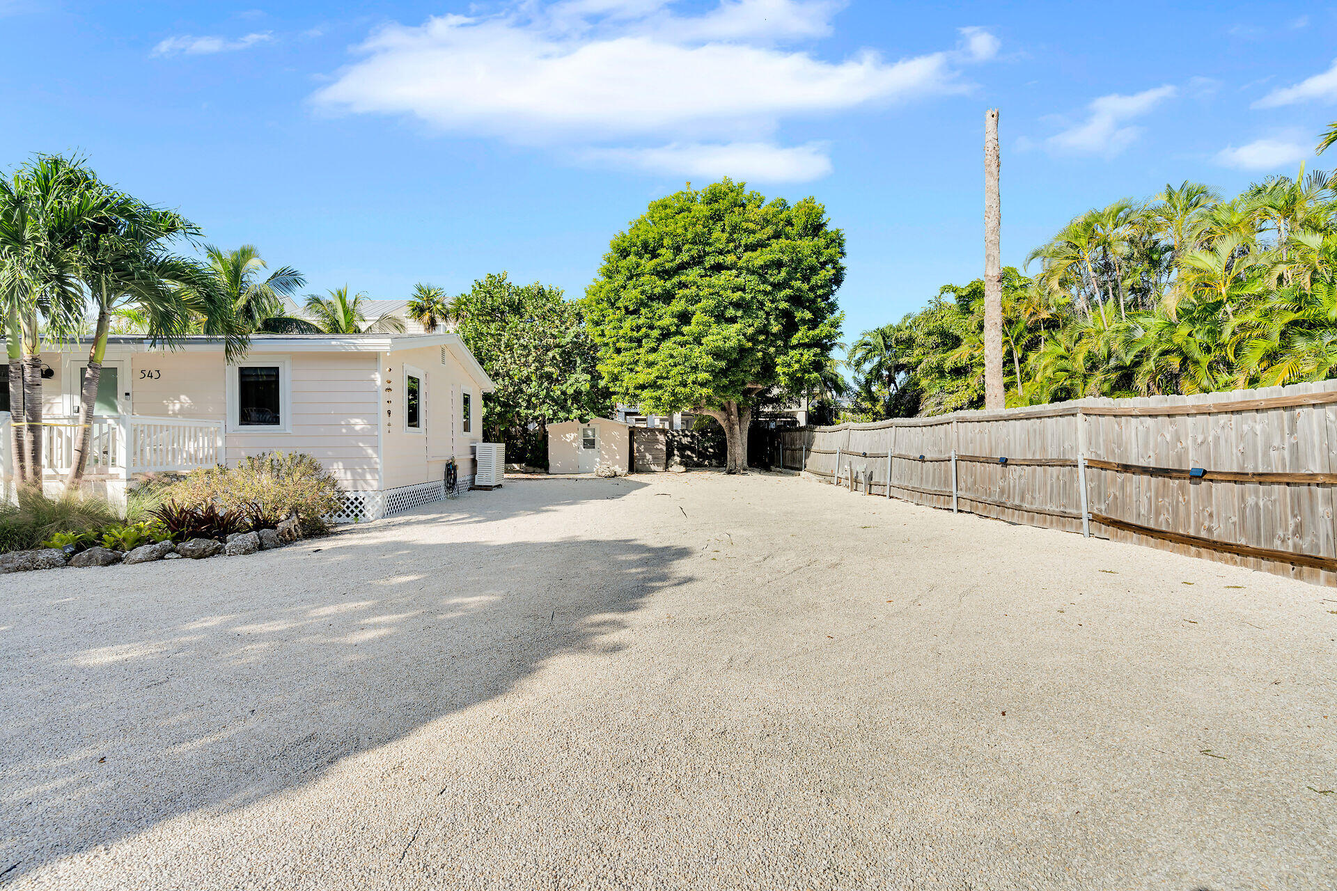 543 74th Street Property Photo 5