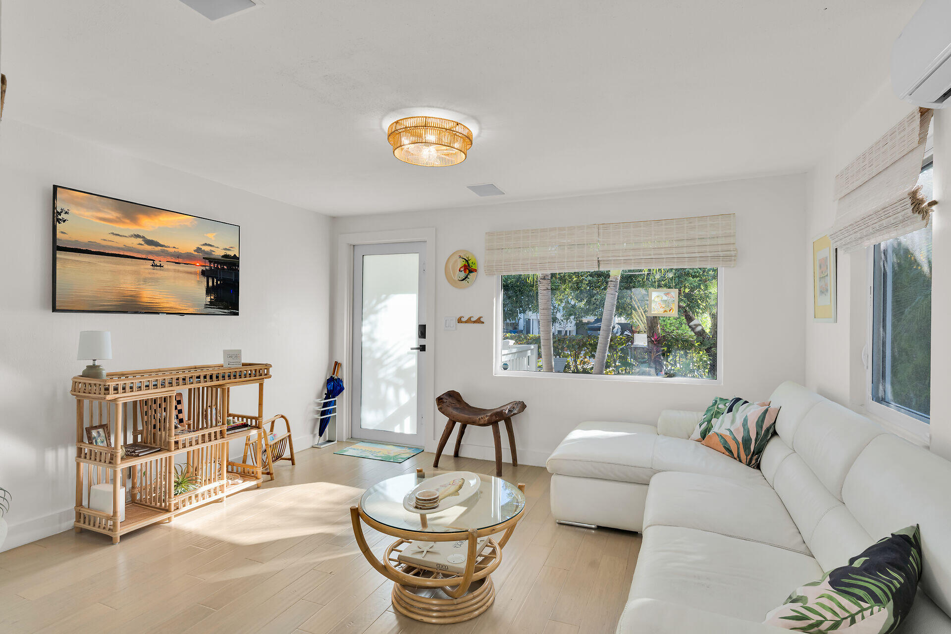543 74th Street Property Photo 14