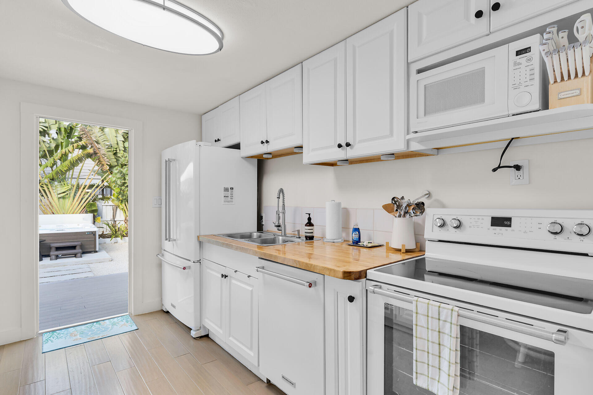 543 74th Street Property Photo 18
