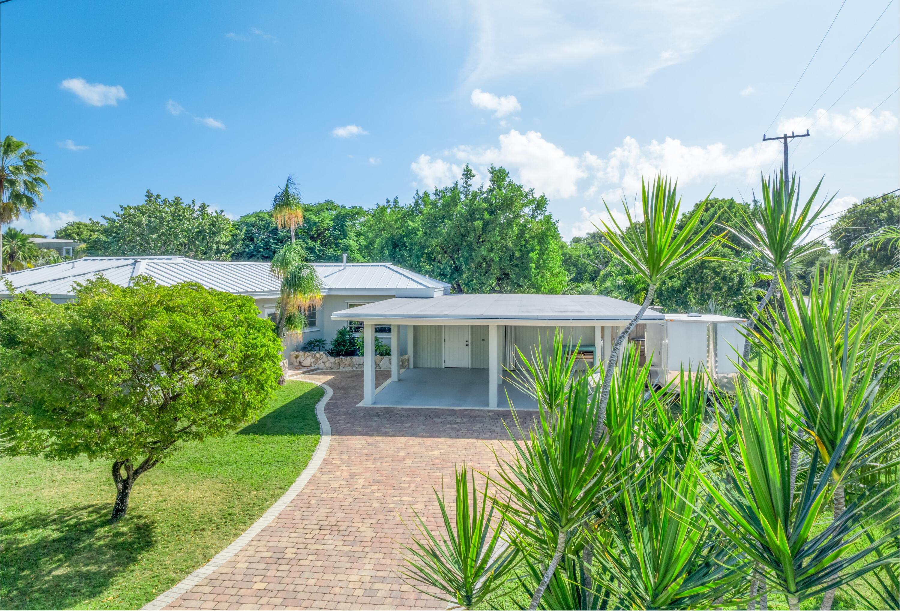 30416 Coconut Highway Property Photo 4