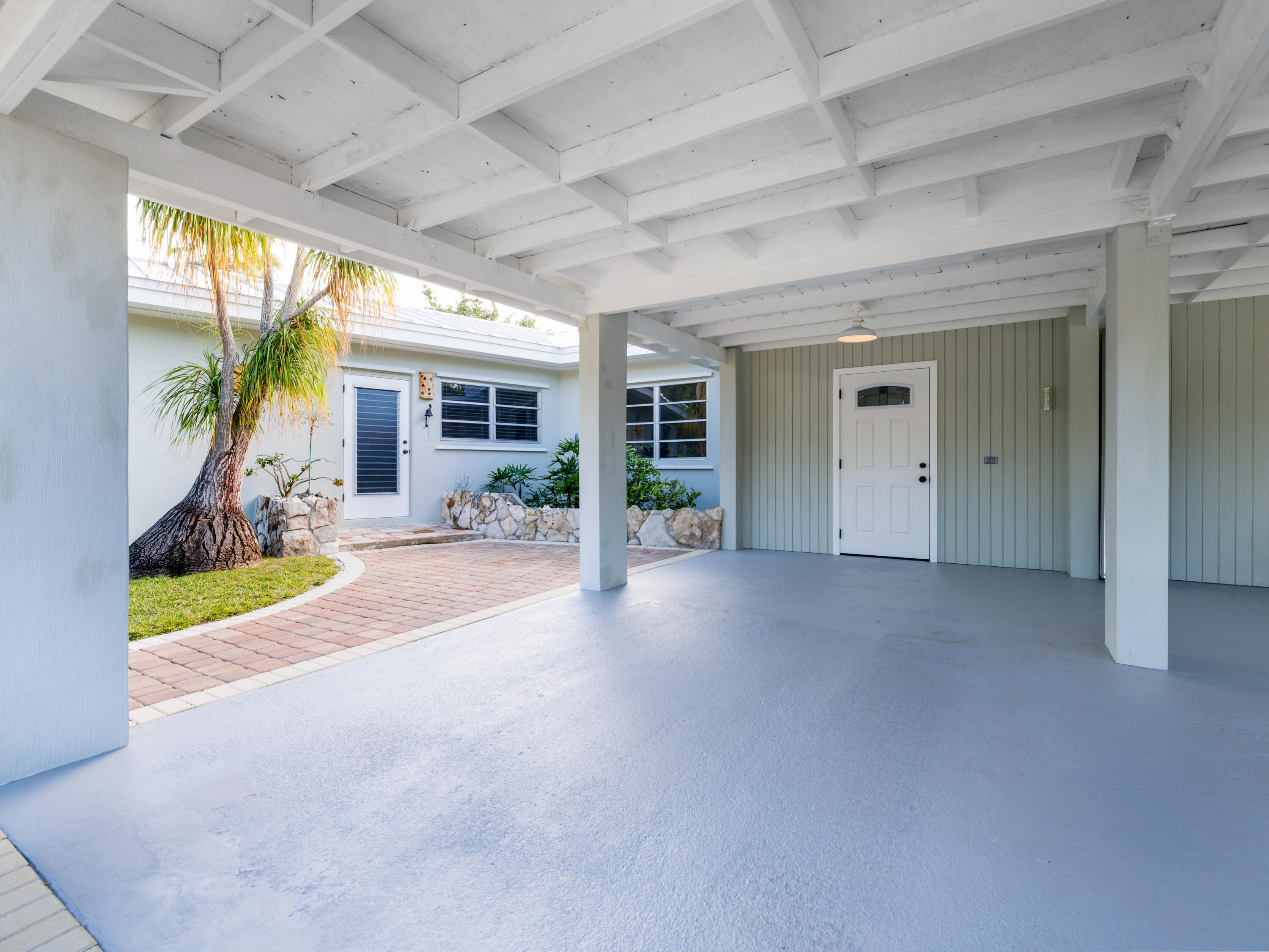 30416 Coconut Highway Property Photo 8