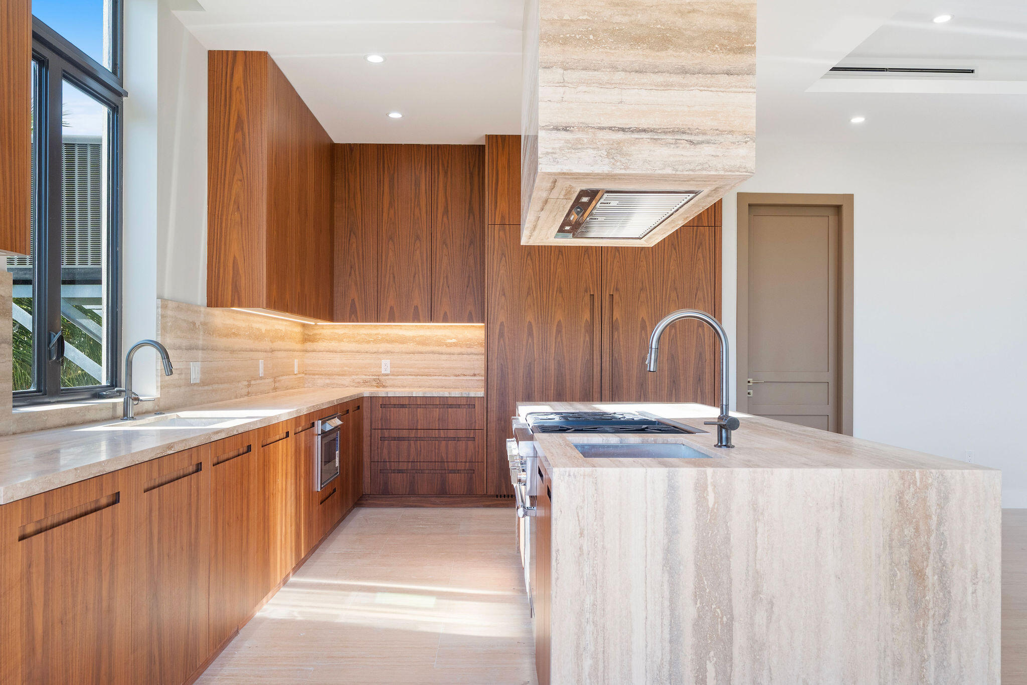 230 15th Circle Property Photo 31