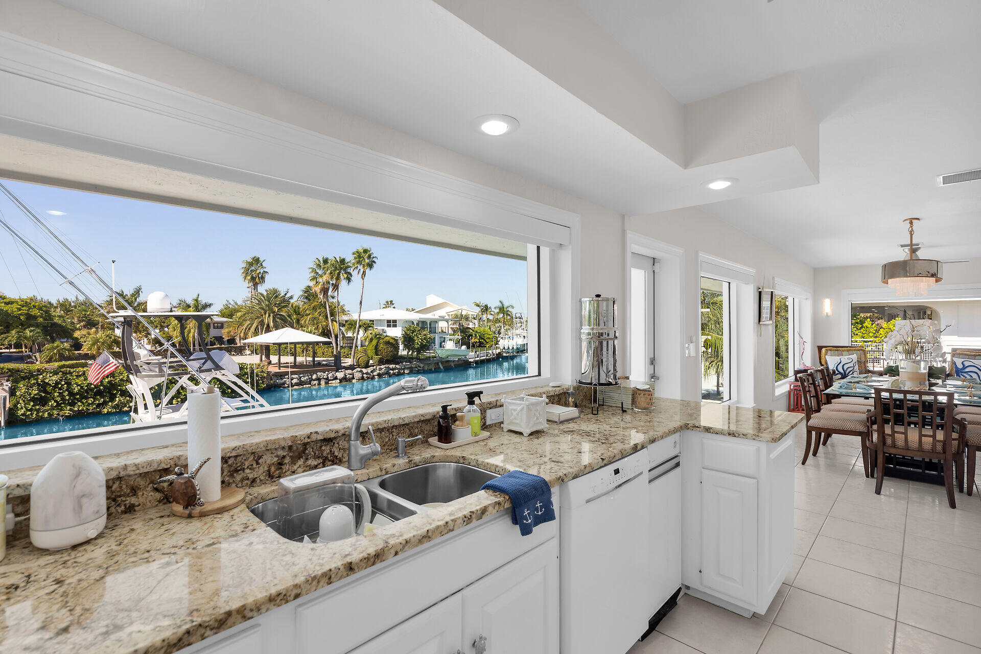 344 E Seaview Drive Property Photo 11