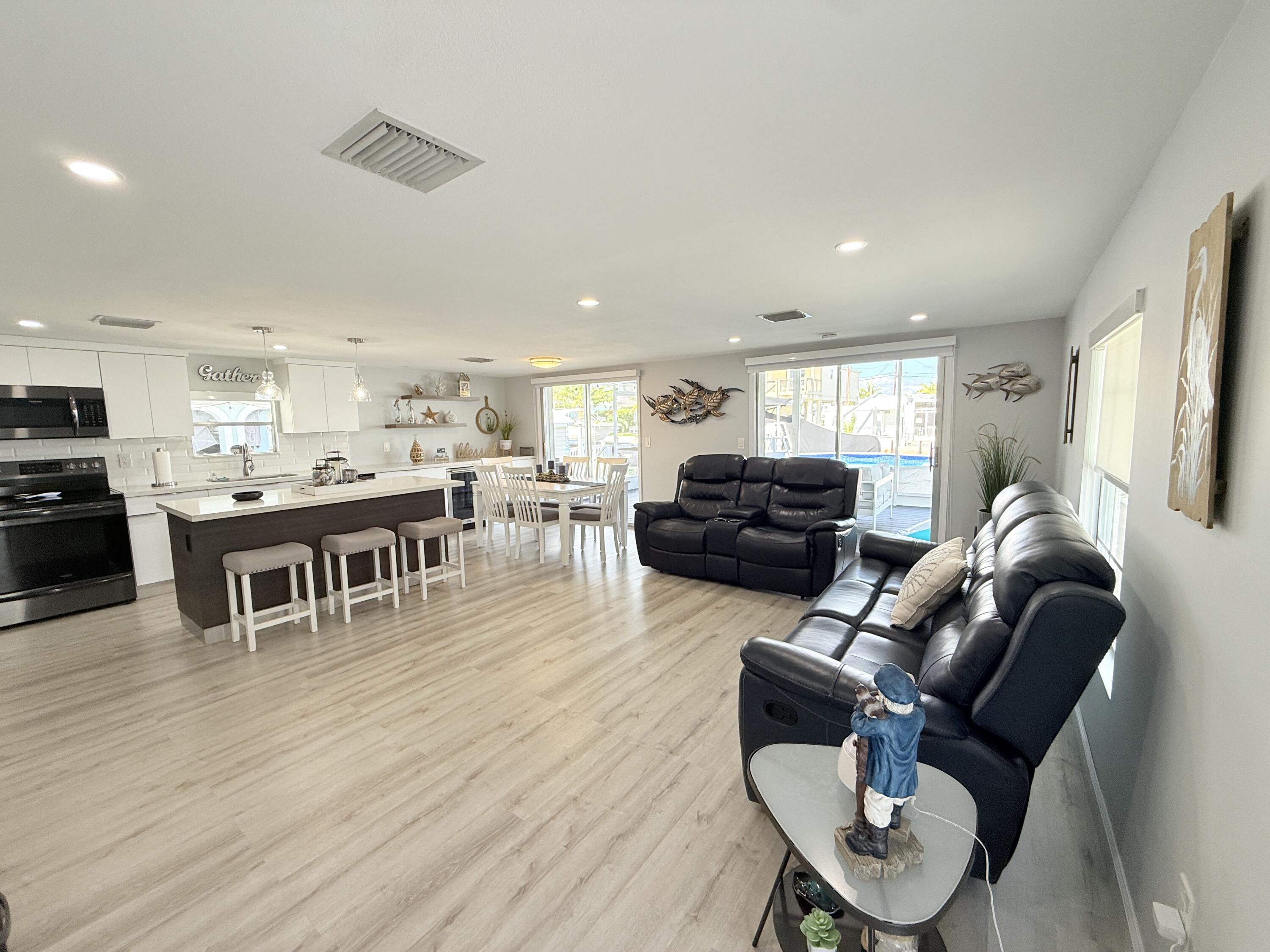 505 Oldsmar Lane Property Photo 12