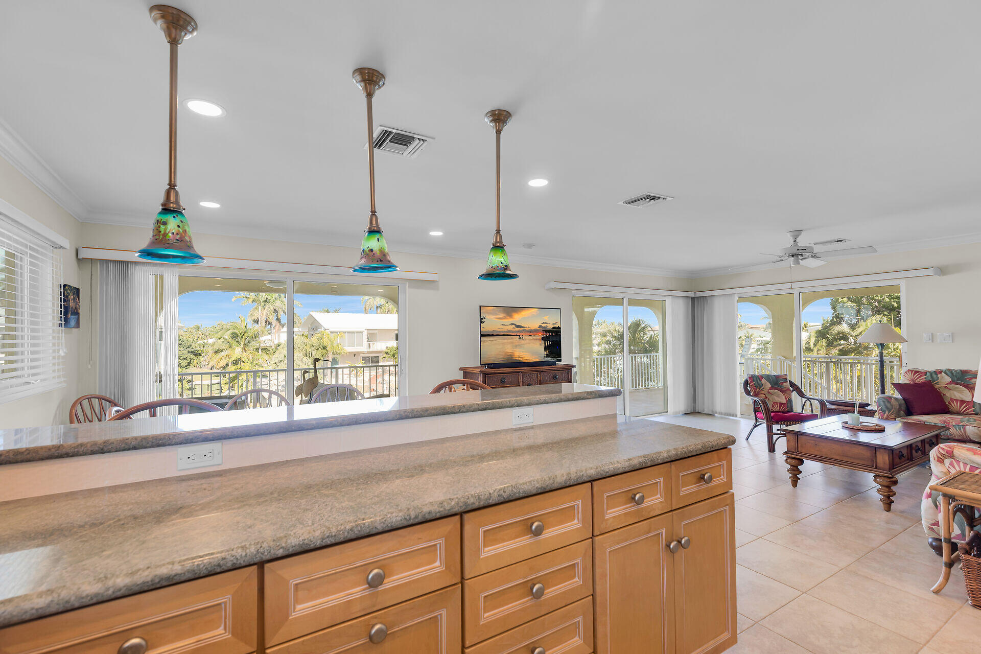 340 E Seaview Drive Property Photo 6