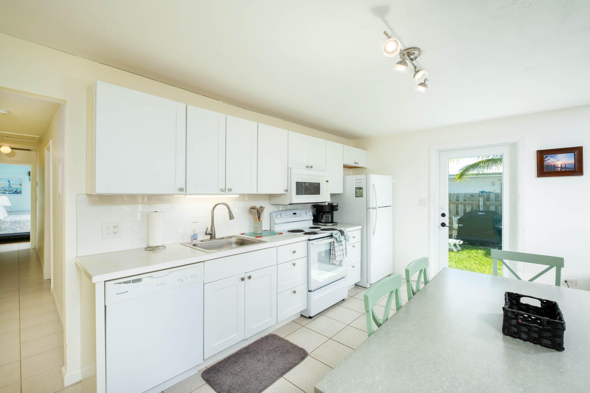 261 9th Street Property Photo 11