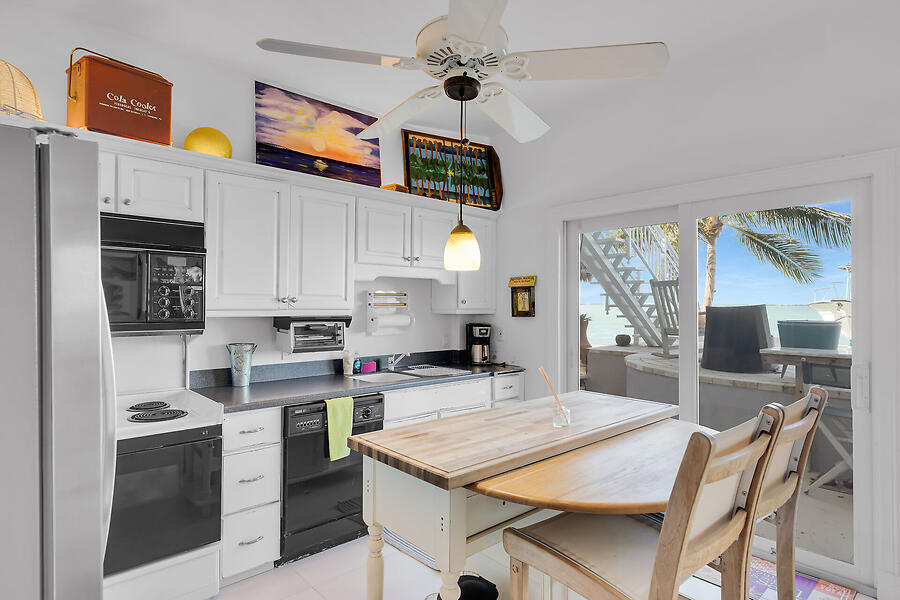 166 Bayview Drive Property Photo 25