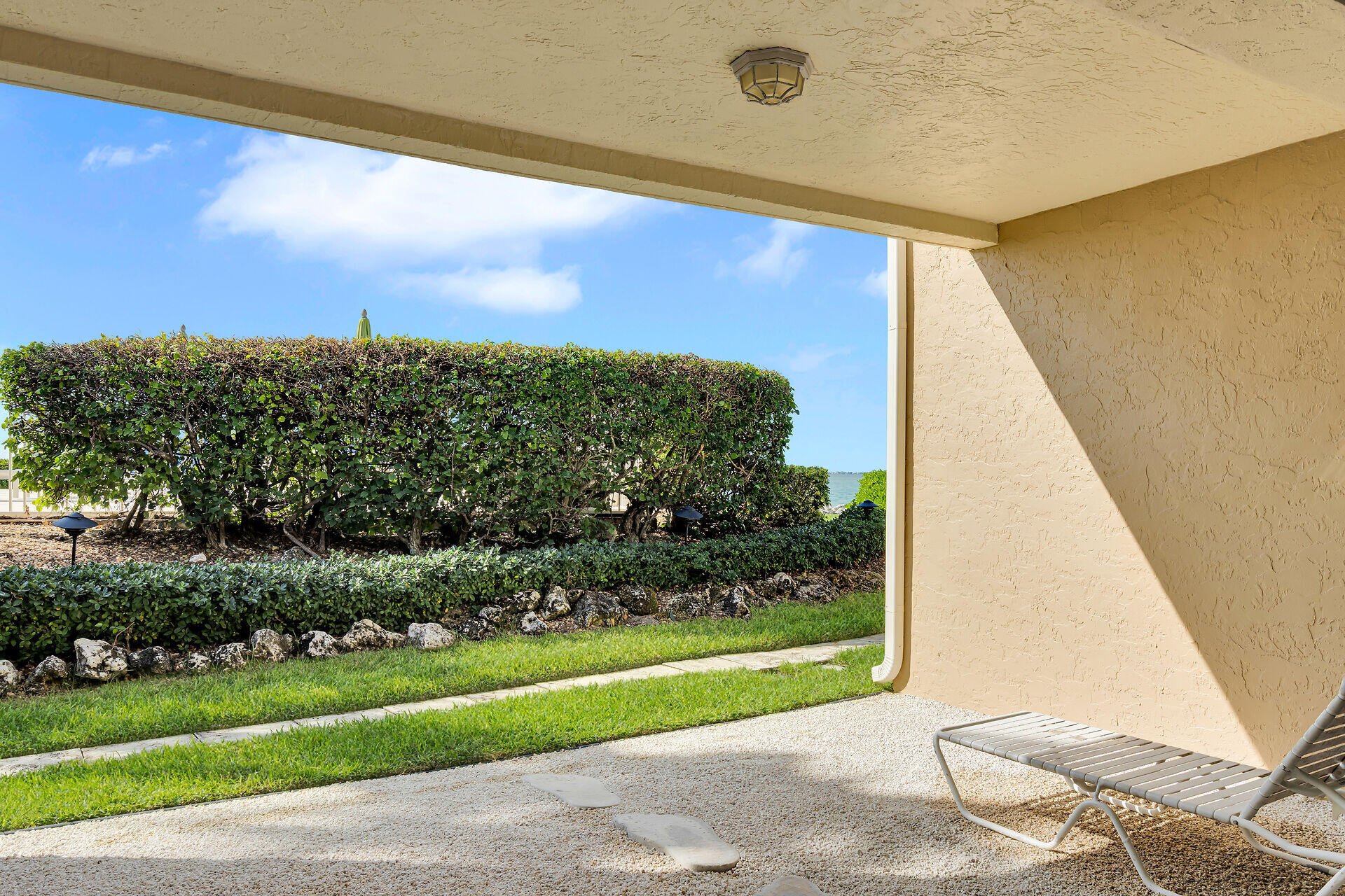 1133 W Ocean Drive 6 Property Photo 28