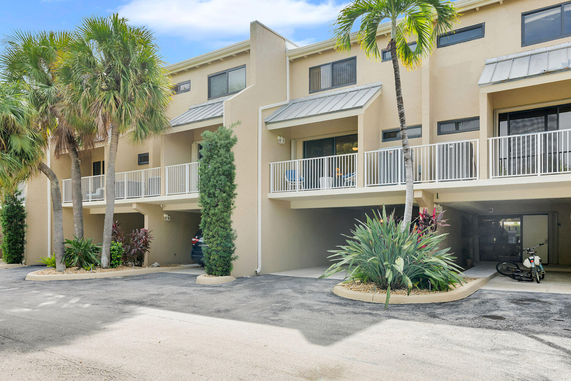 1133 W Ocean Drive 6 Property Photo 62
