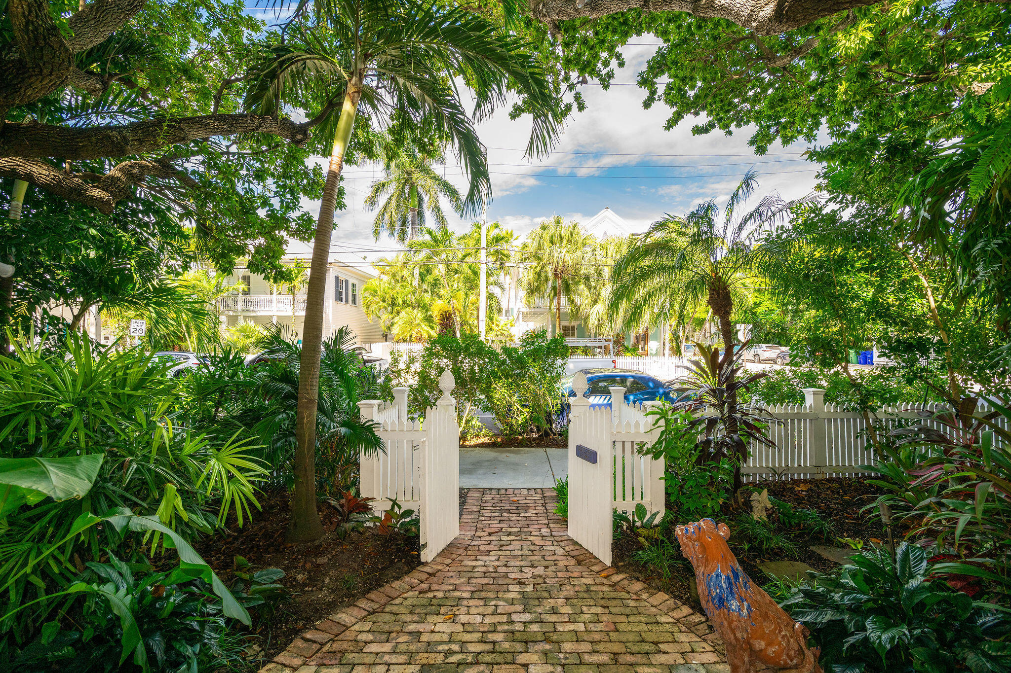 600 Elizabeth Street Property Photo 46