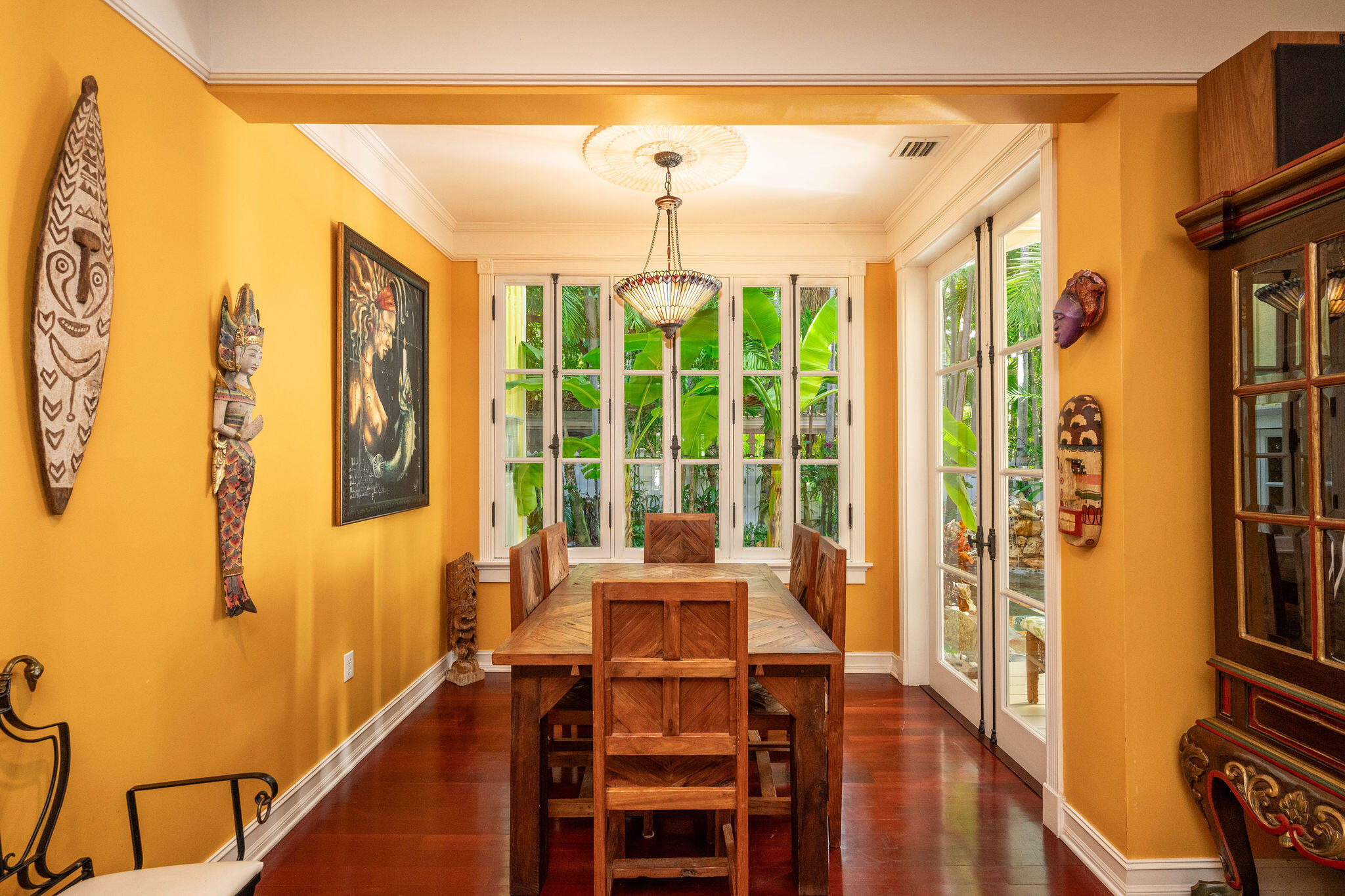 600 Elizabeth Street Property Photo 49