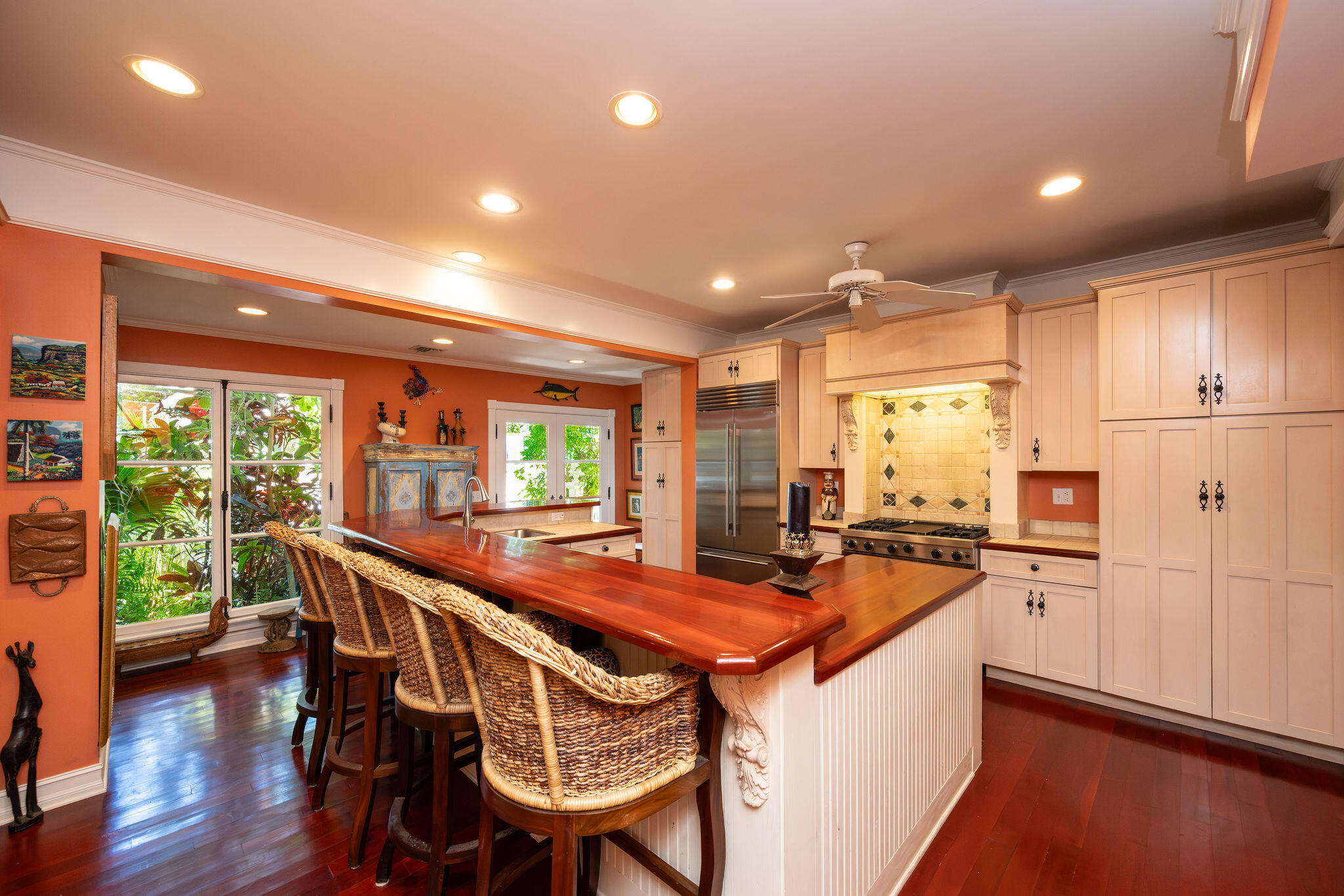 600 Elizabeth Street Property Photo 50