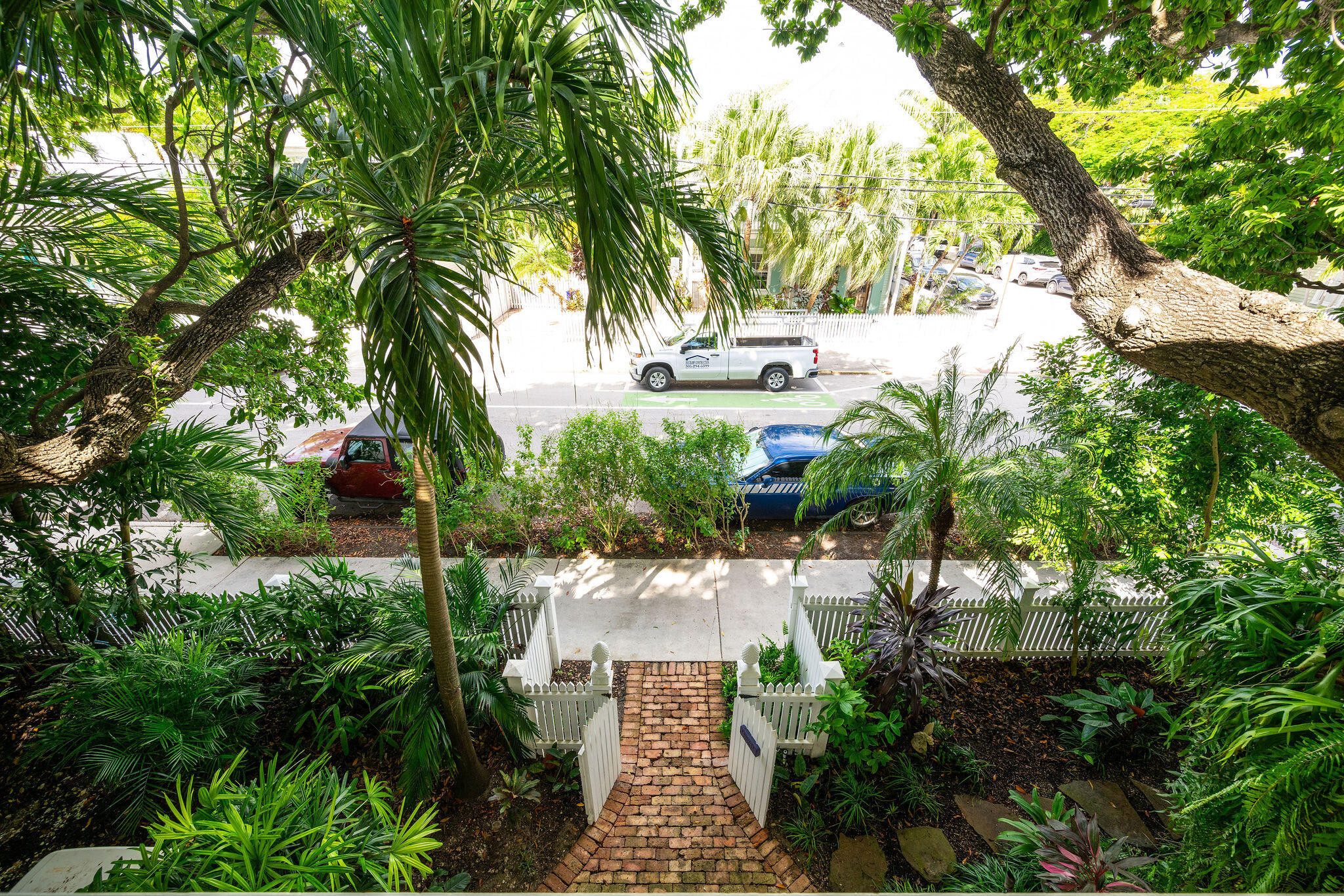 600 Elizabeth Street Property Photo 66