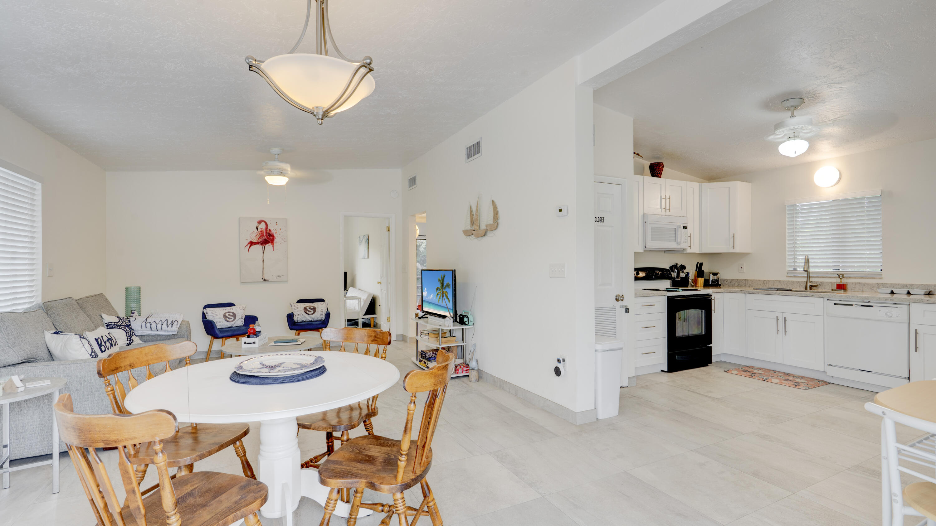 137 Pacific Avenue Property Photo 10