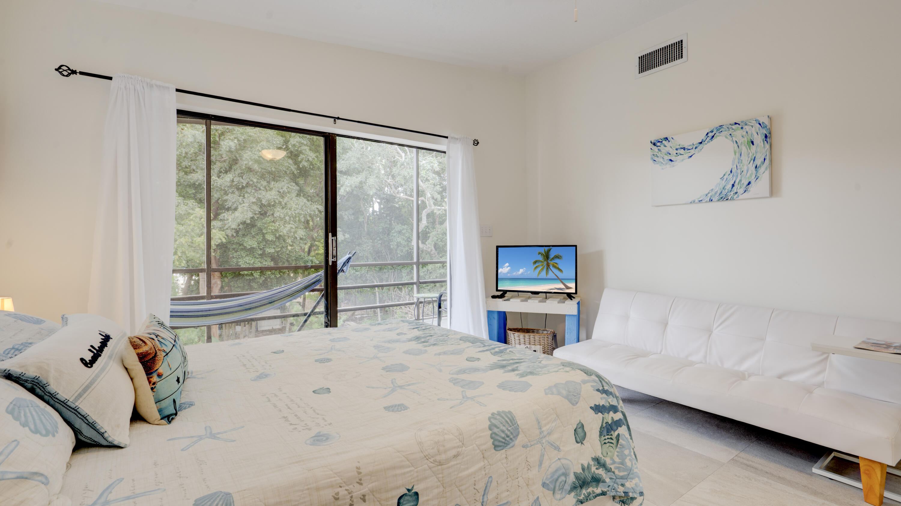 137 Pacific Avenue Property Photo 22