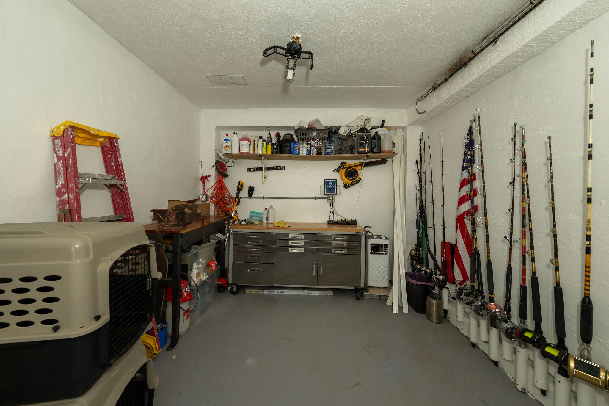 27 Avenue D Property Photo 18